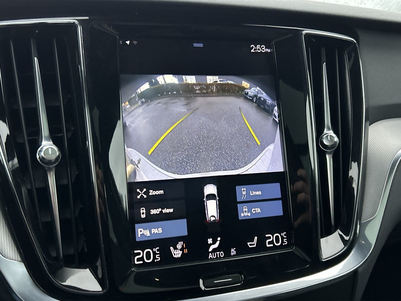 2022 Volvo V60 in North Vancouver, British Columbia