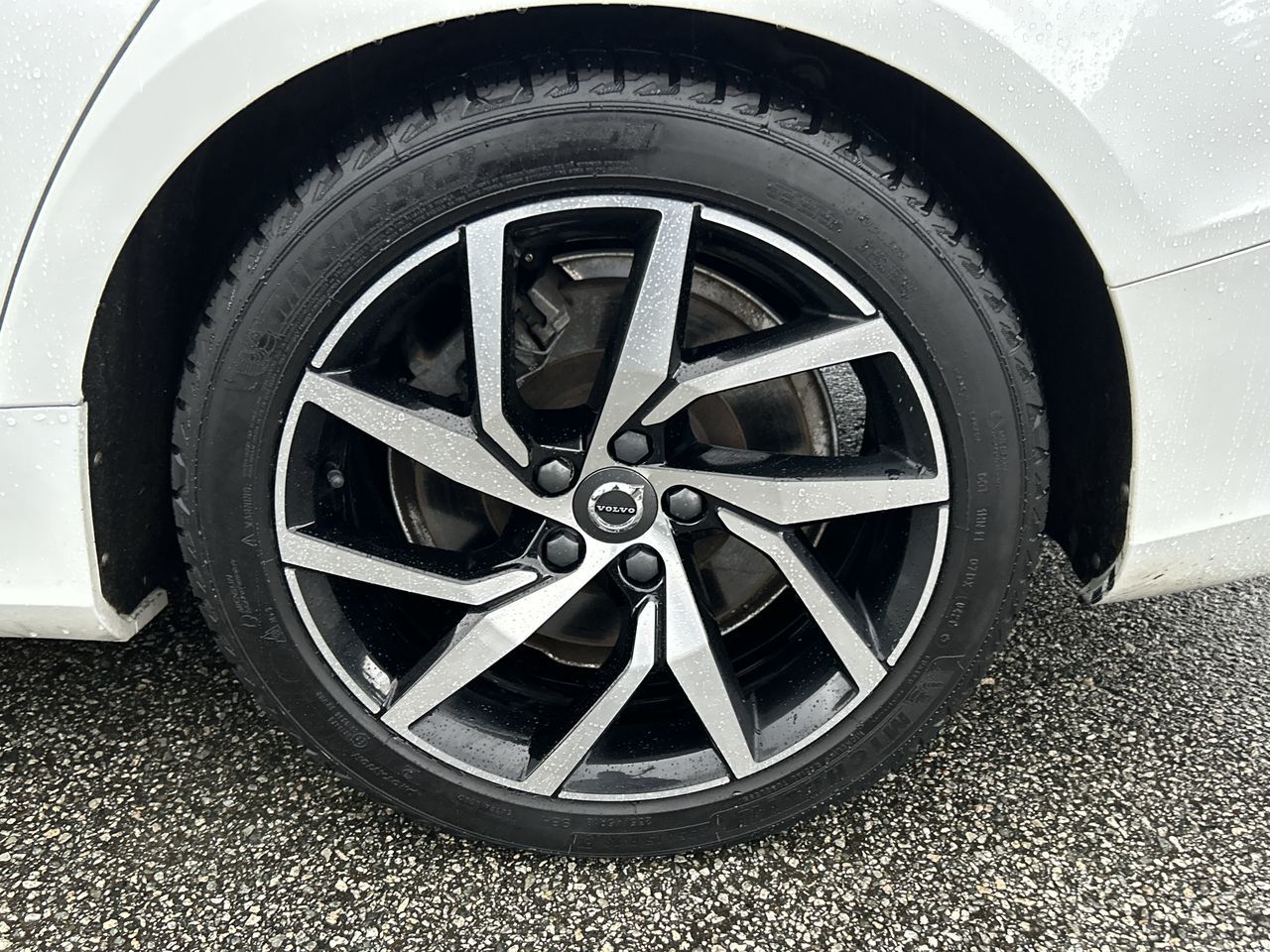 2022 Volvo V60 in North Vancouver, British Columbia