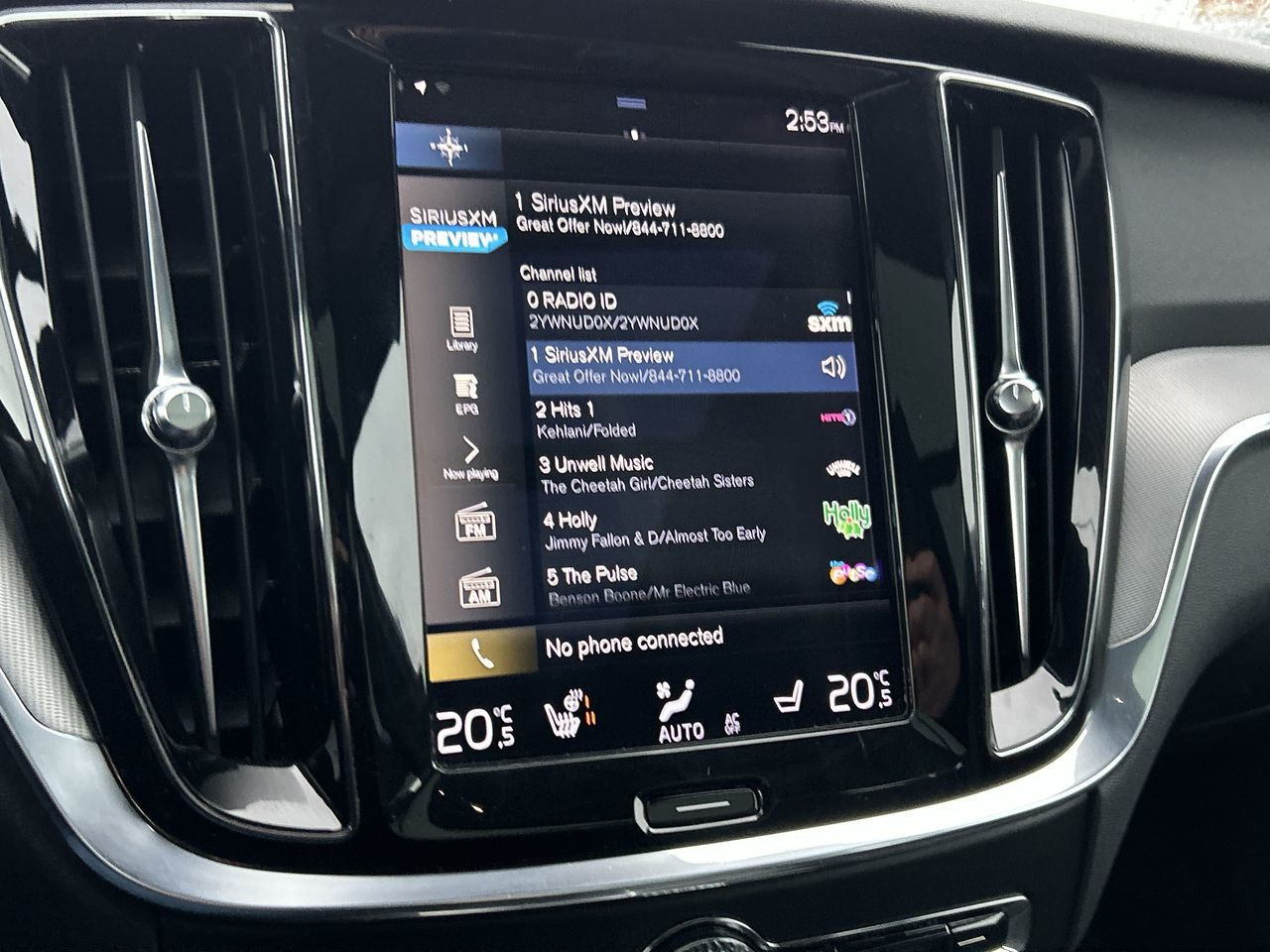 2022 Volvo V60 in North Vancouver, British Columbia