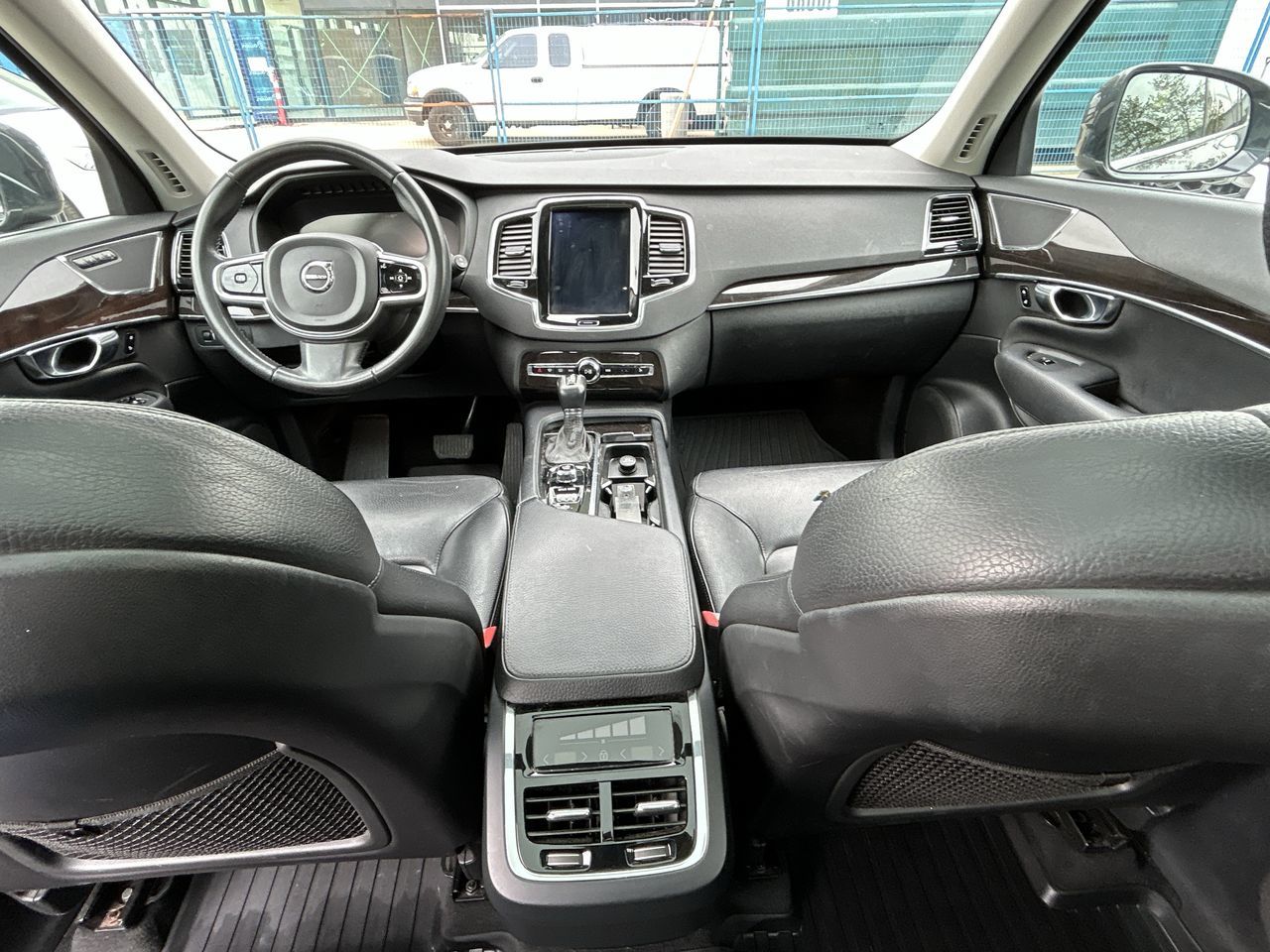 2018 Volvo XC90 in North Vancouver, British Columbia