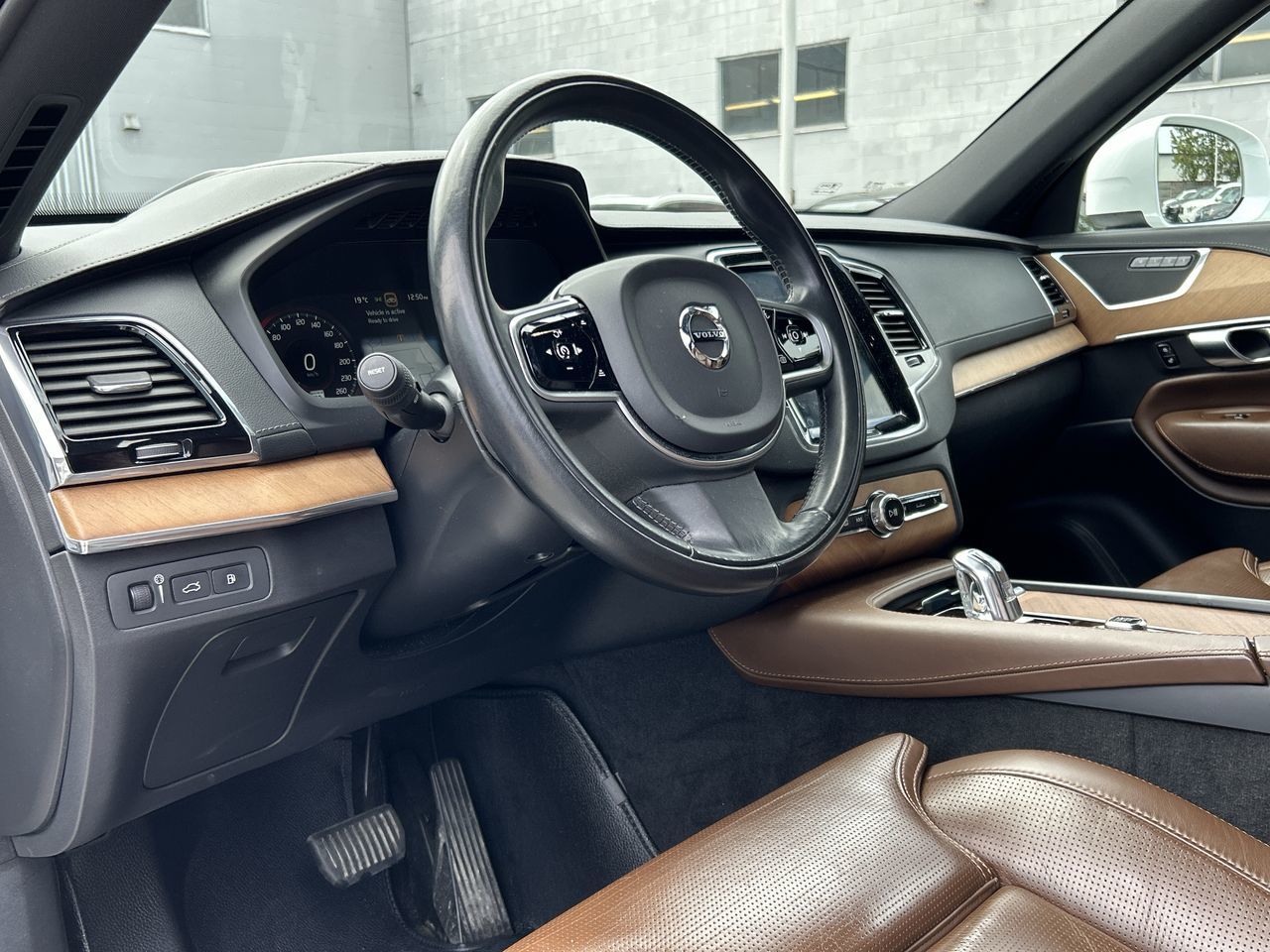 2019 Volvo XC90 in North Vancouver, British Columbia