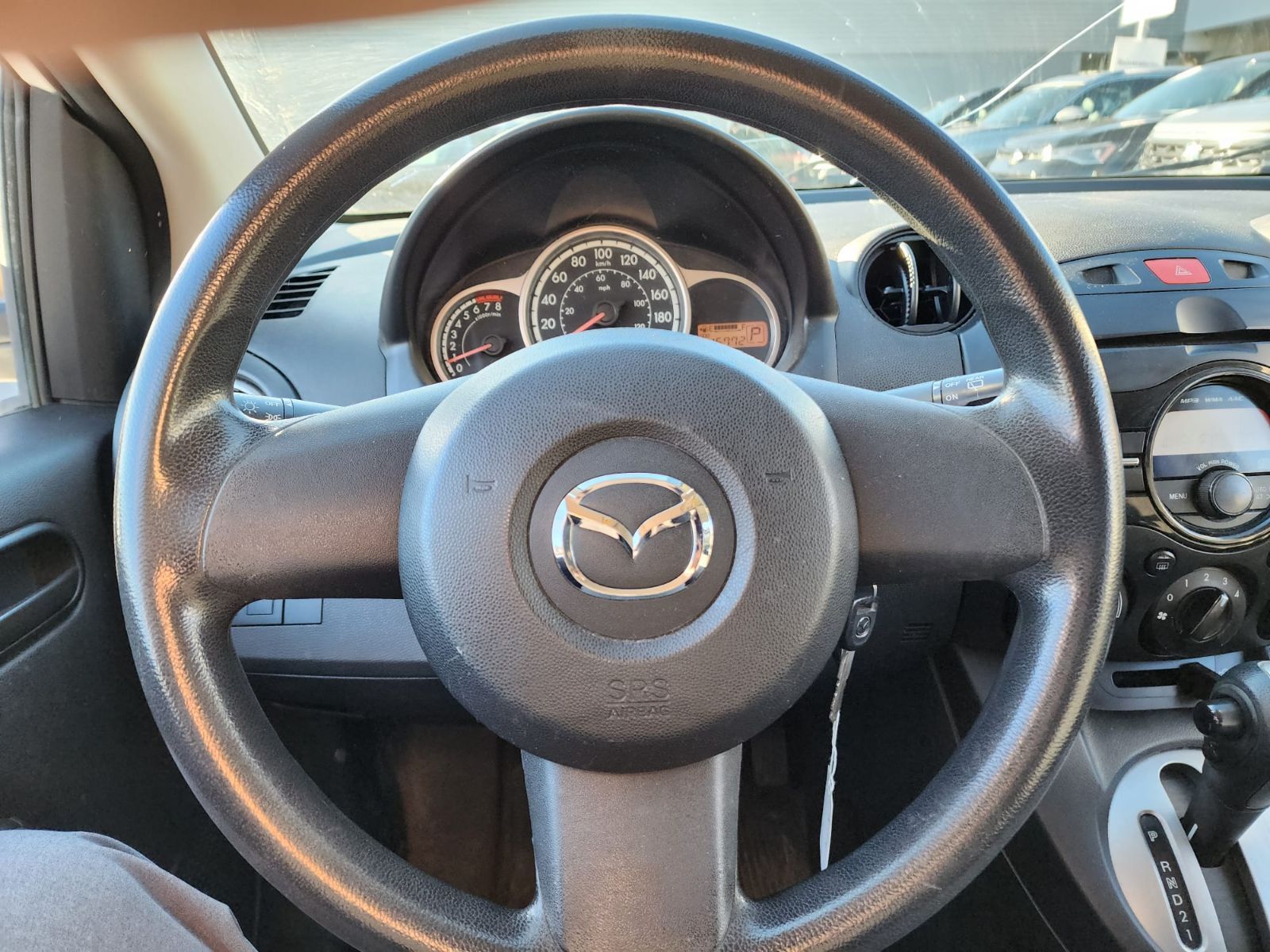 Photo 2014 Mazda Mazda2 GX | Convenience Package | Automatic #5