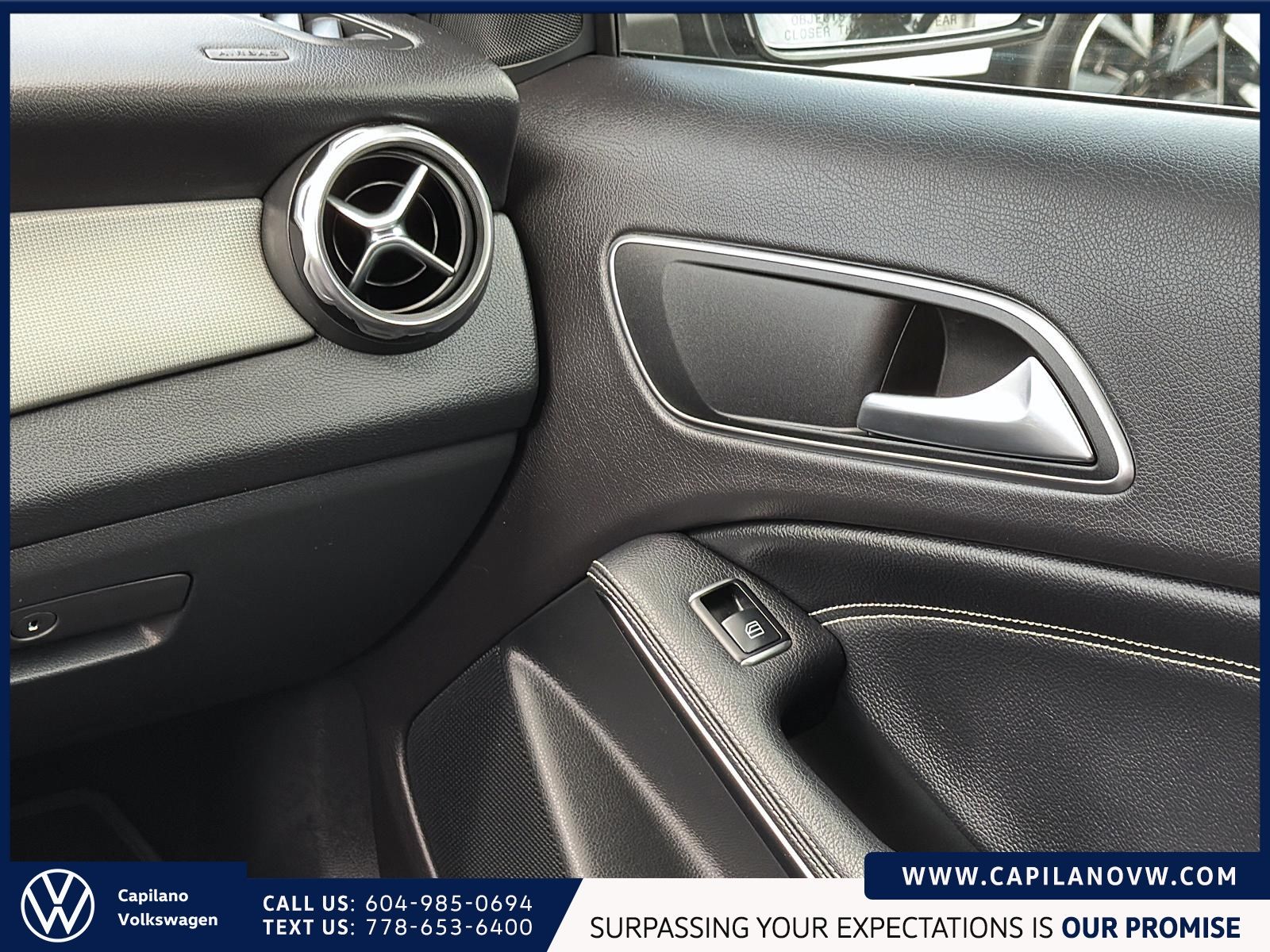 2020 Mercedes-Benz GLA 250 4MATIC Low KM | Panoramic Roof