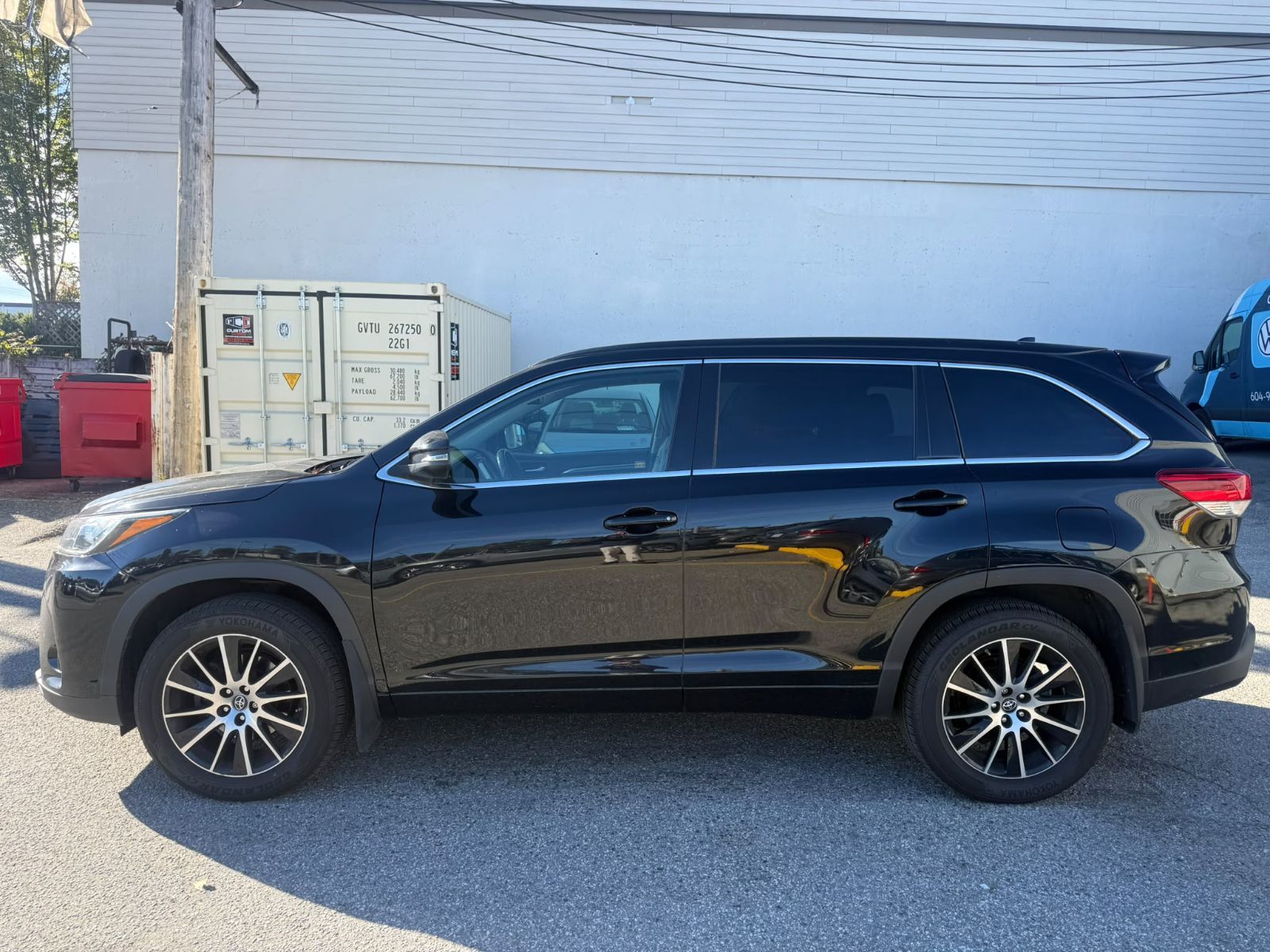 Photo 2018 Toyota Highlander XLE | SE AWD #3