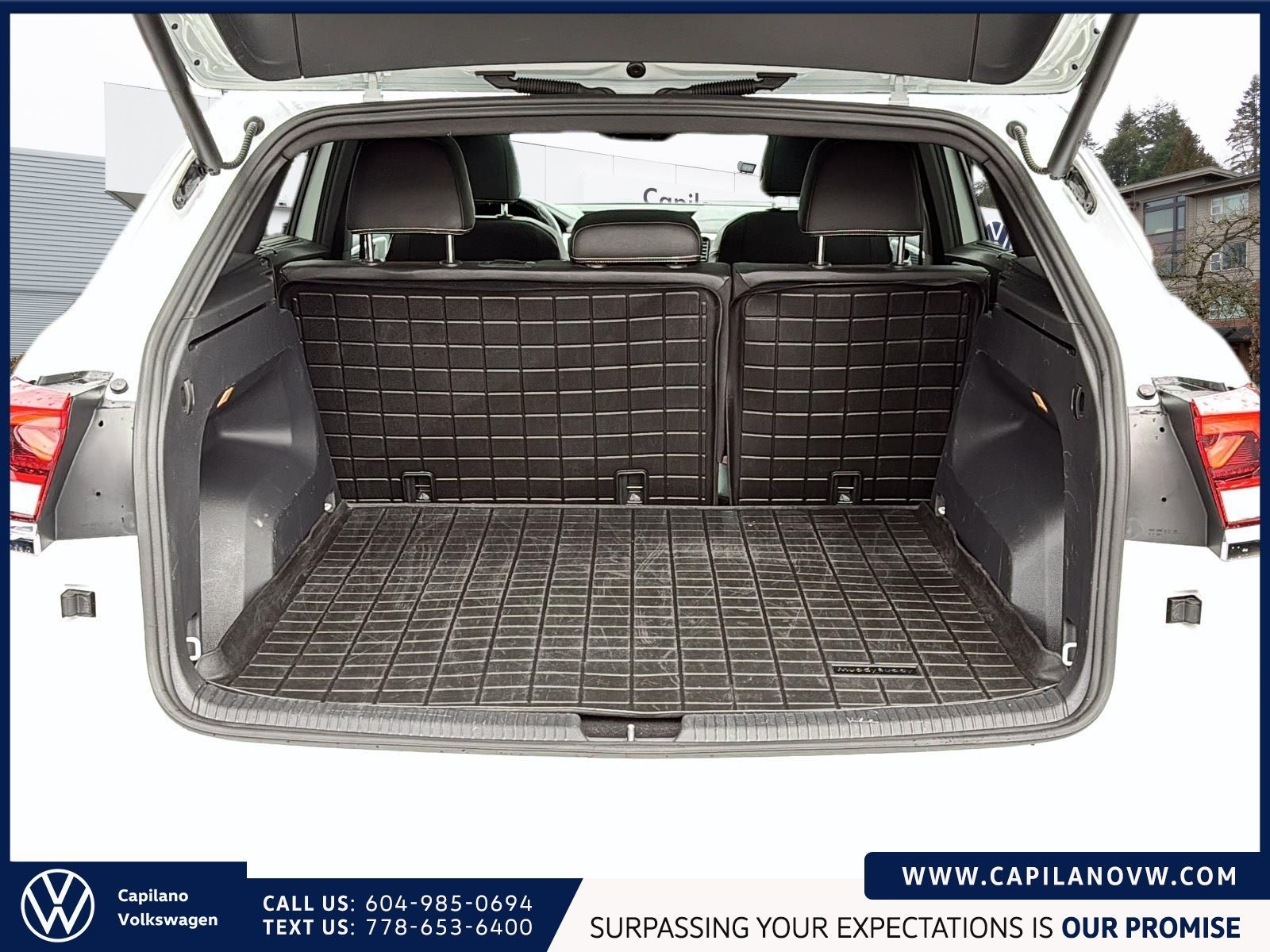 2021 Volkswagen Atlas Cross Sport Execline 2.0TSI 4MOTION | R Line Package Just Arrived! Local Vehicle, Very Well-Equipped