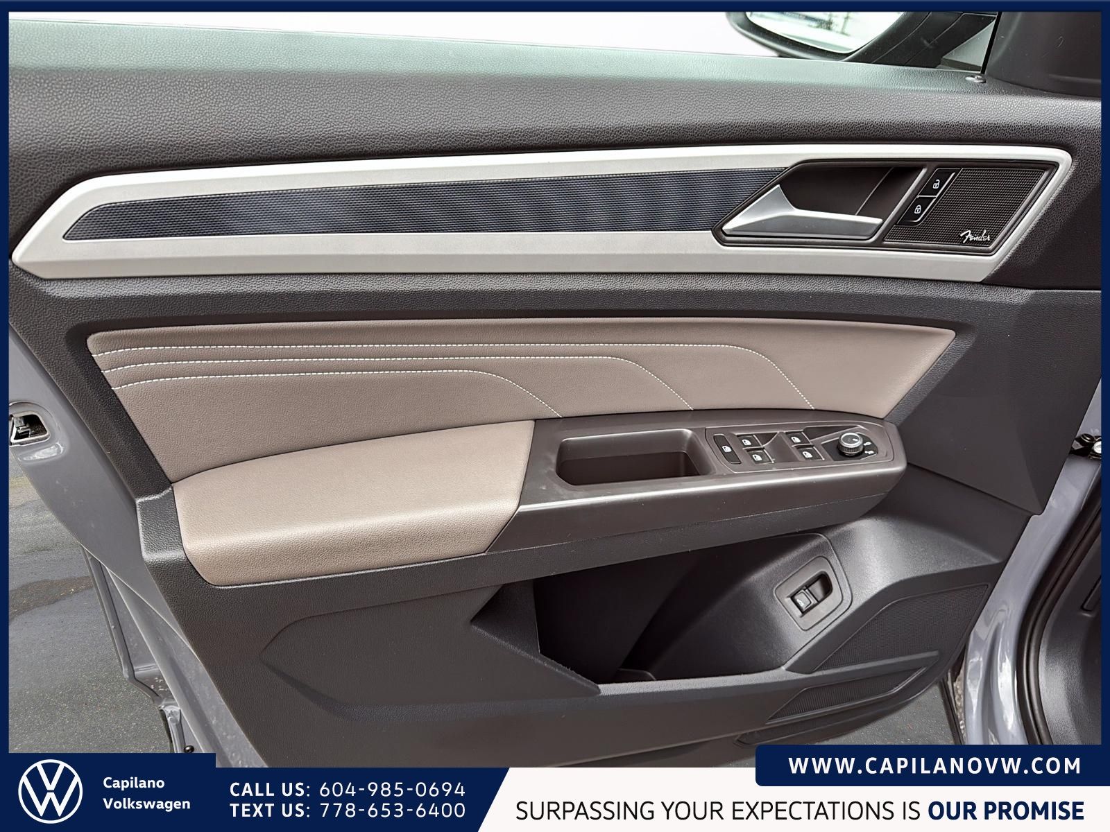 2023 Volkswagen Atlas Cross Sport Highline 3.6L 4MOTION Just Arrived! Local, One Owner, No Accidents