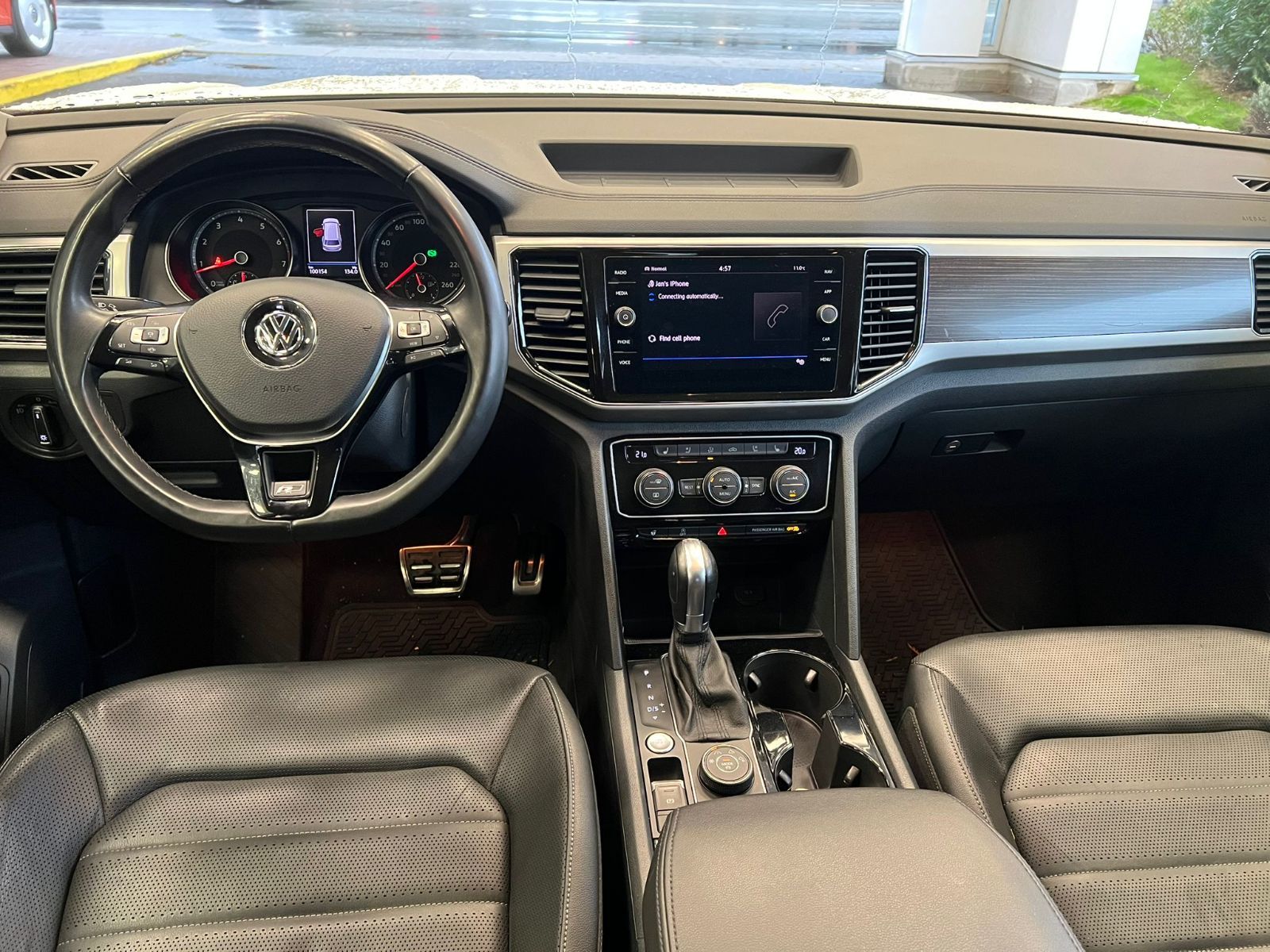 2019 Volkswagen Atlas Highline 3.6L 4MOTION | R Line Package | 3rd Row Just Arrived! Local Vehicle, Well Equipped