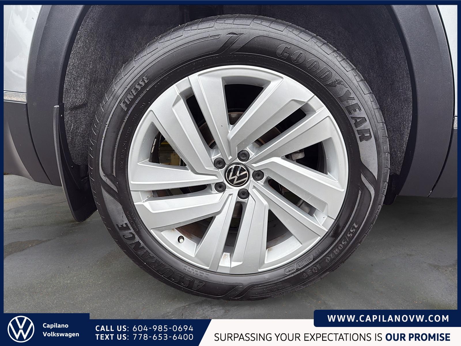 2021 Volkswagen Atlas Highline 3.6L 4MOTION + Captain's Chair Package Just Arrived! Local, No Accidents, AWD