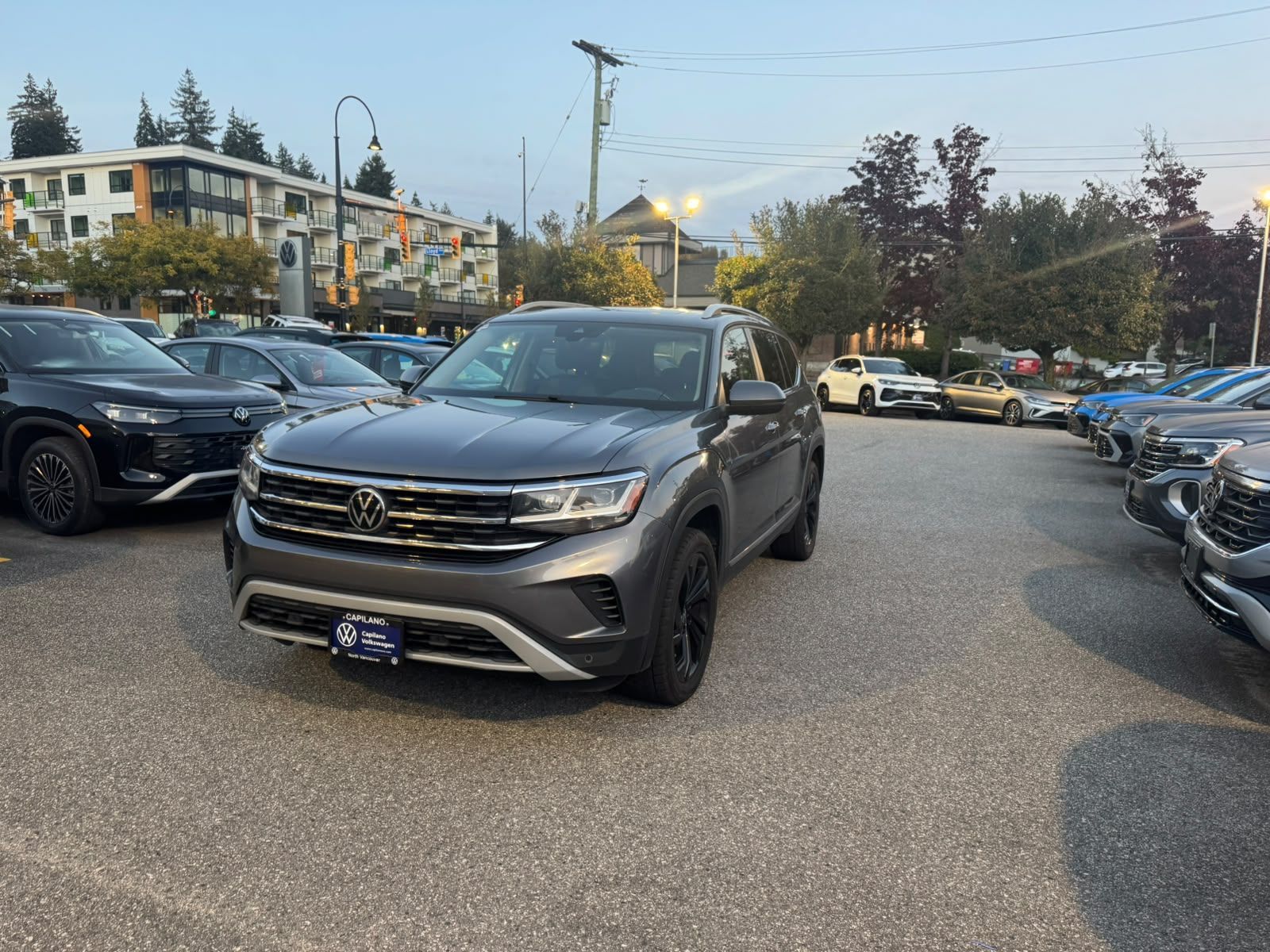 Photo 2022 Volkswagen Atlas Highline #4