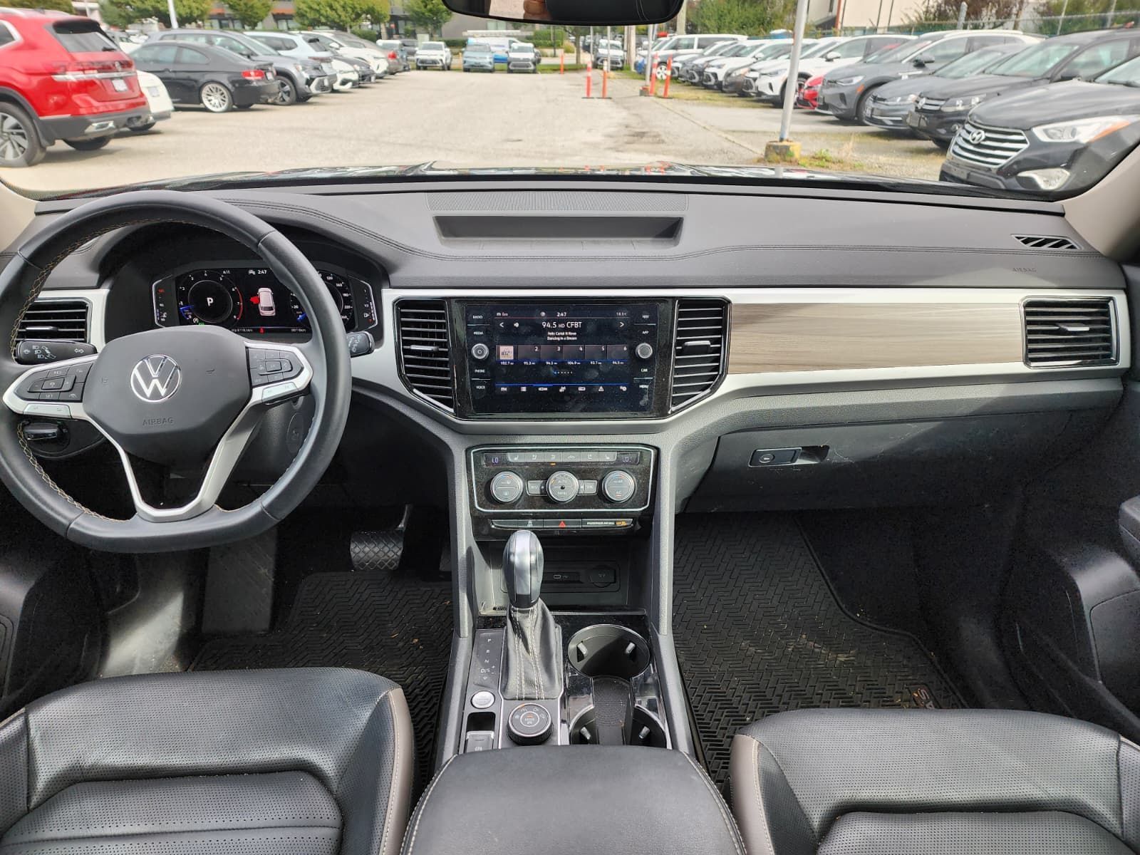 2023 Volkswagen Atlas Highline 3.6L 4MOTION | 3rd Row Seats Just Arrived! Local, No Accidents, Low KM