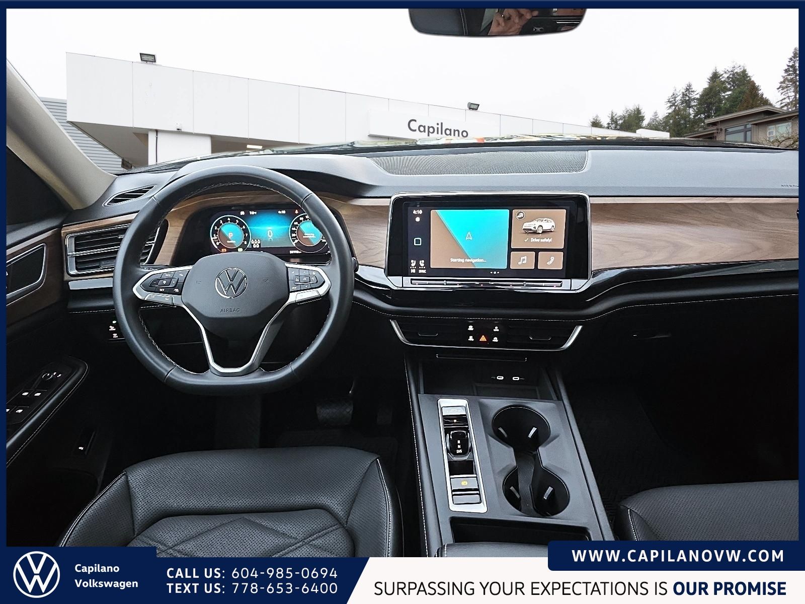 2024 Volkswagen Atlas Comfortline 4MOTION Just Arrived! Local Vehicle, No Accidents