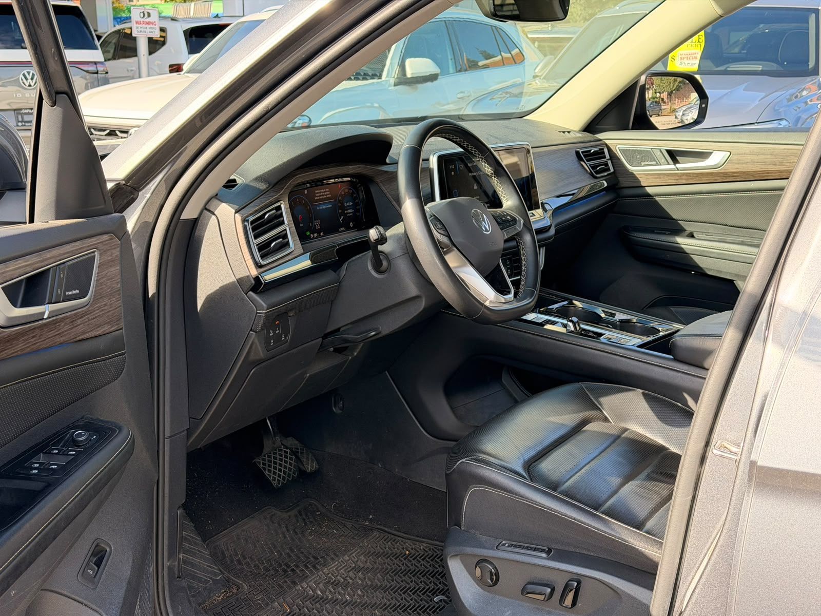 Photo 2024 Volkswagen Atlas Highline #7