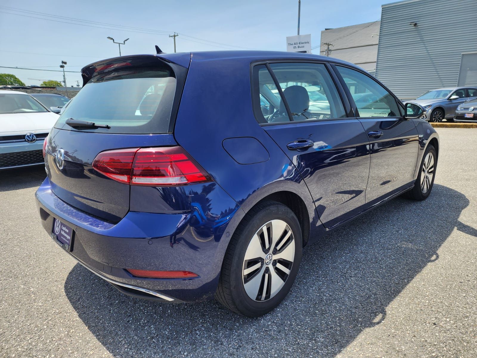 2020 Volkswagen E-Golf Comfortline | Electric Vehicle Just Arrived! Local, Low Km, ZEV Vehicle