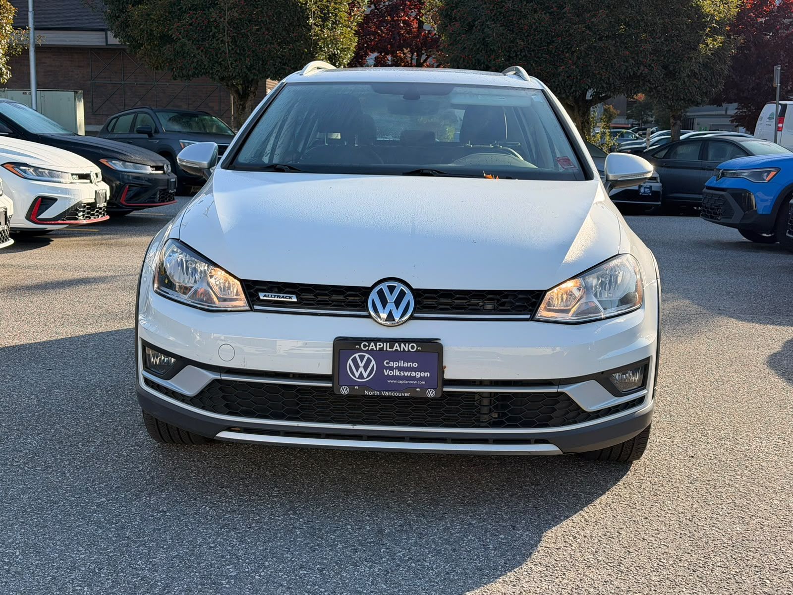 Photo 2017 Volkswagen Golf Alltrack Sportwagen #7