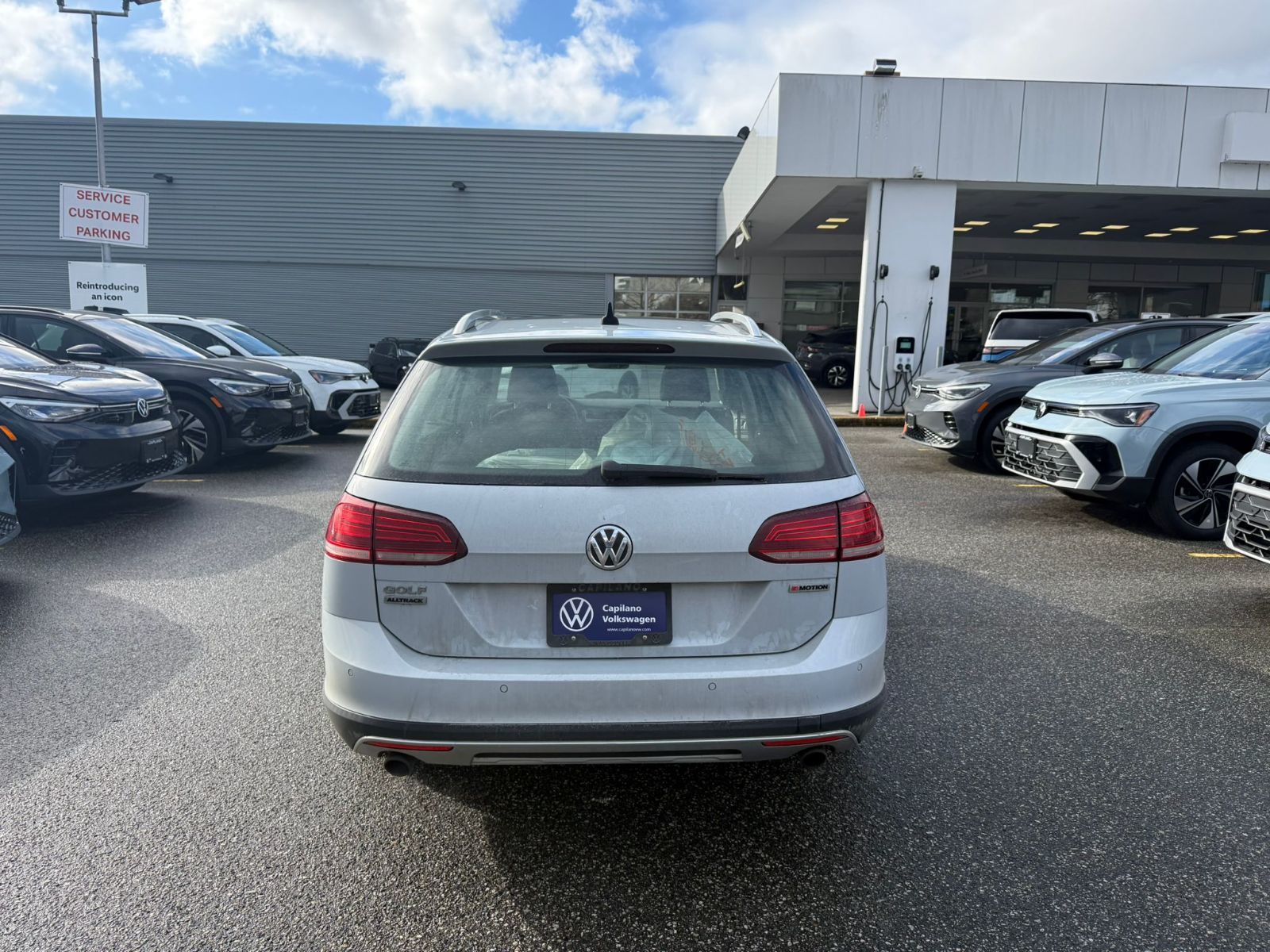 2019 Volkswagen Golf Alltrack Sportwagen | Execline + Driver Assistance Package Just Arrived! Local Vehicle, Very Well-Equipped, Rare Car!