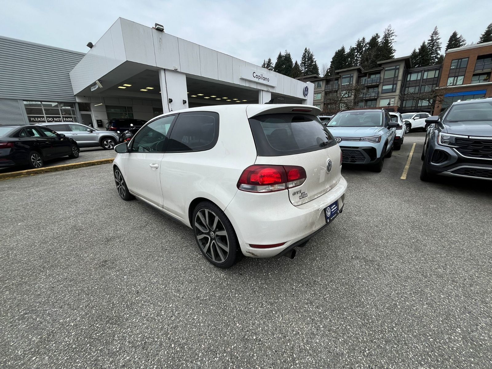 2013 Volkswagen Golf GTI 3-Door 6-Speed DSG/Automatic Just Arrived! Pending Safety Inspection
