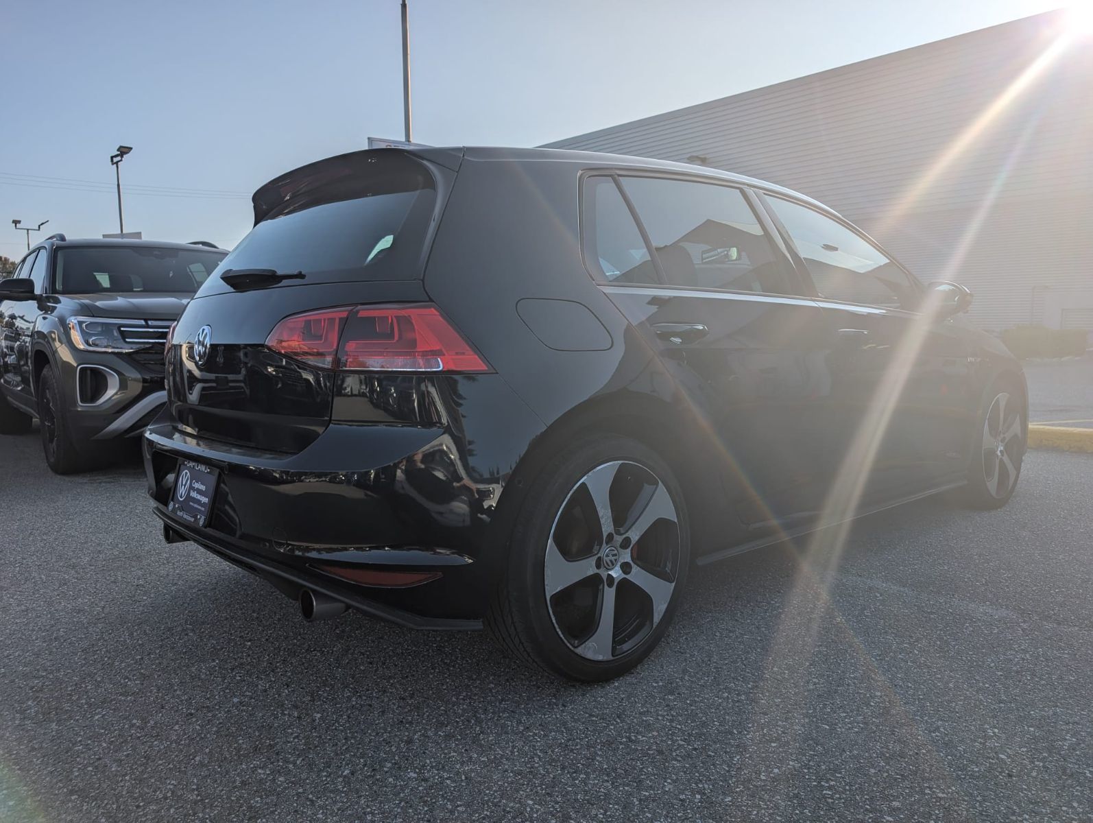 Photo 2016 Volkswagen Golf GTI Autobahn | Leather Package & Technology Package #8