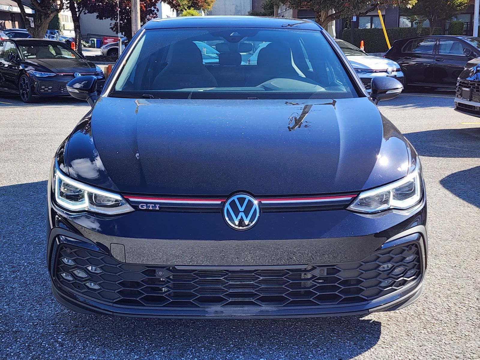 Photo 2023 Volkswagen Golf GTI Autobahn | 6-Speed/Manual #2