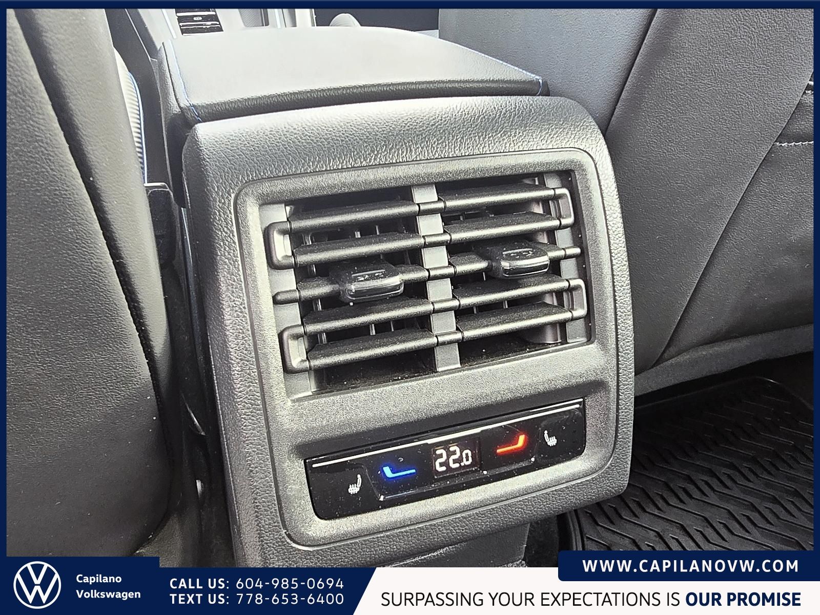 2022 Volkswagen Golf R DSG/Automatic | Panoramic Sunroof Just Arrived! Local Vehicle, Well-Maintained, Low KM