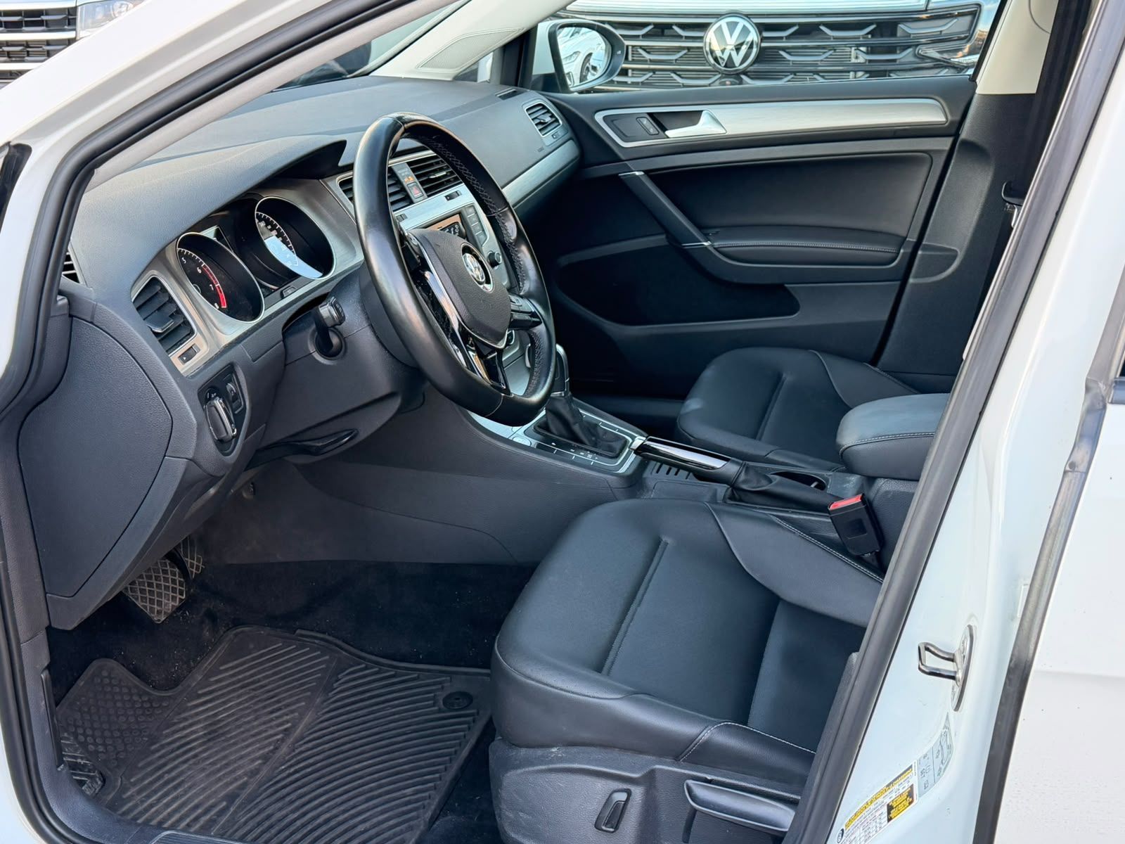 Photo 2016 Volkswagen Golf Sportwagon Comfortline #7