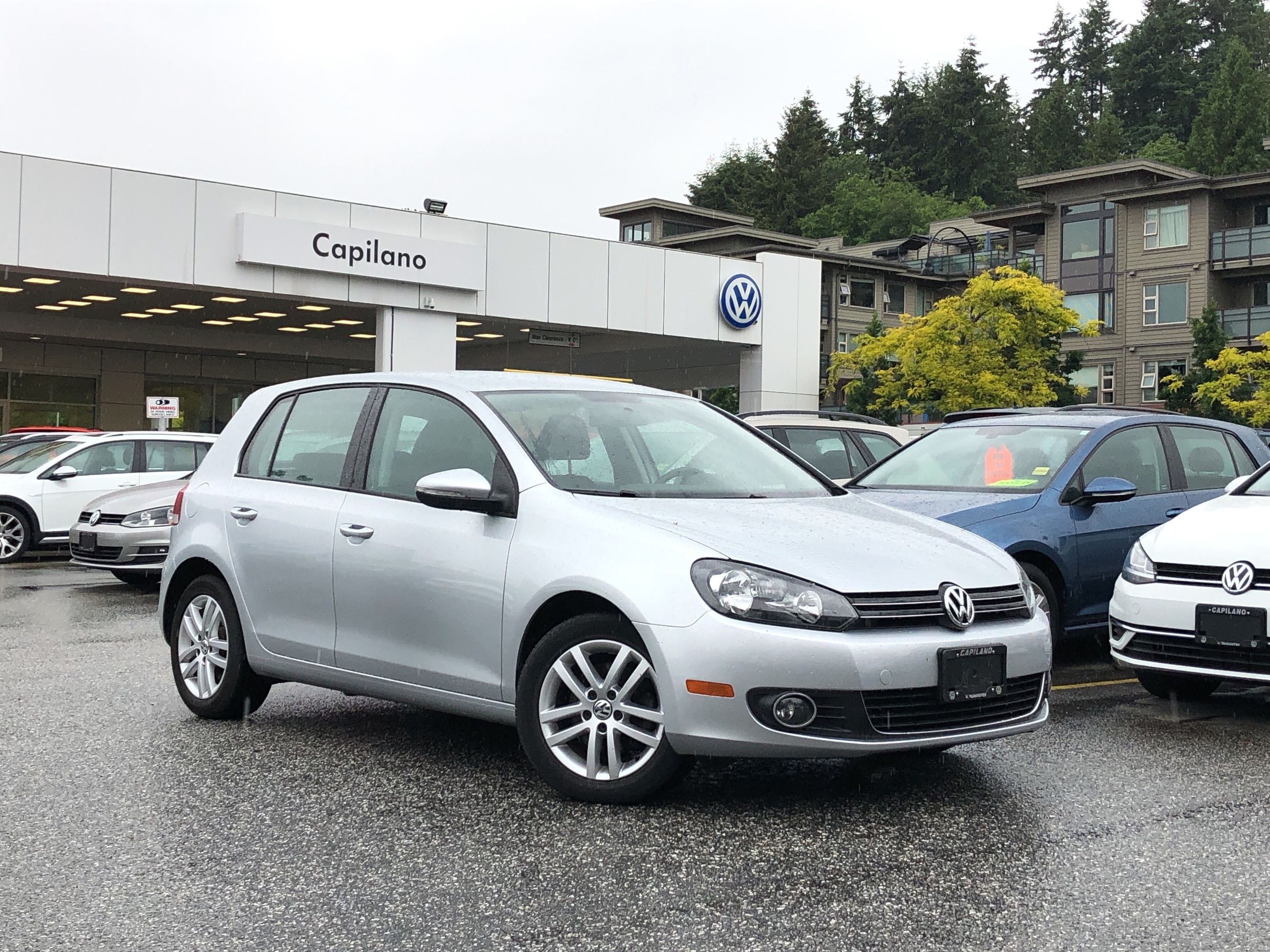 Used 10 Volkswagen Golf 5 Dr Tdi Comfortline At Tip For Sale 0 Capilano Volkswagen