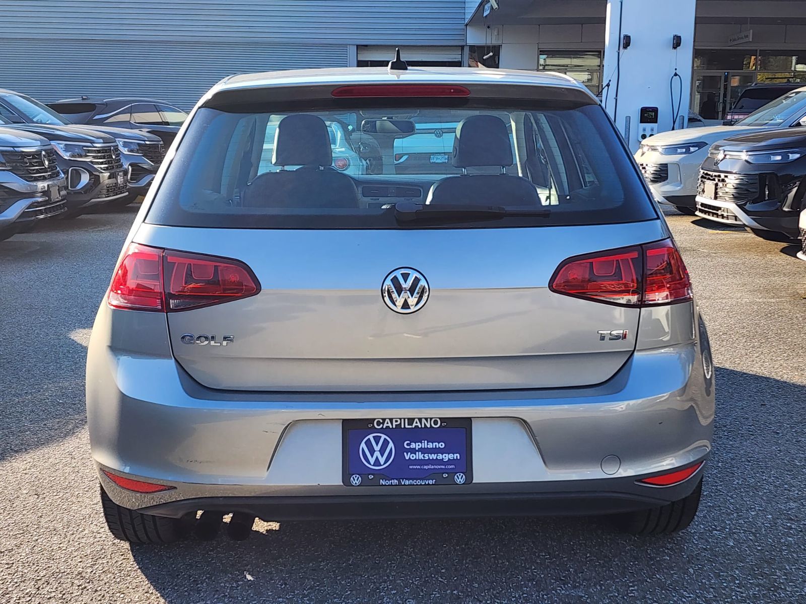 Photo 2016 Volkswagen Golf 1.8 TSI 5-Door Automatic | Convenience Package #7