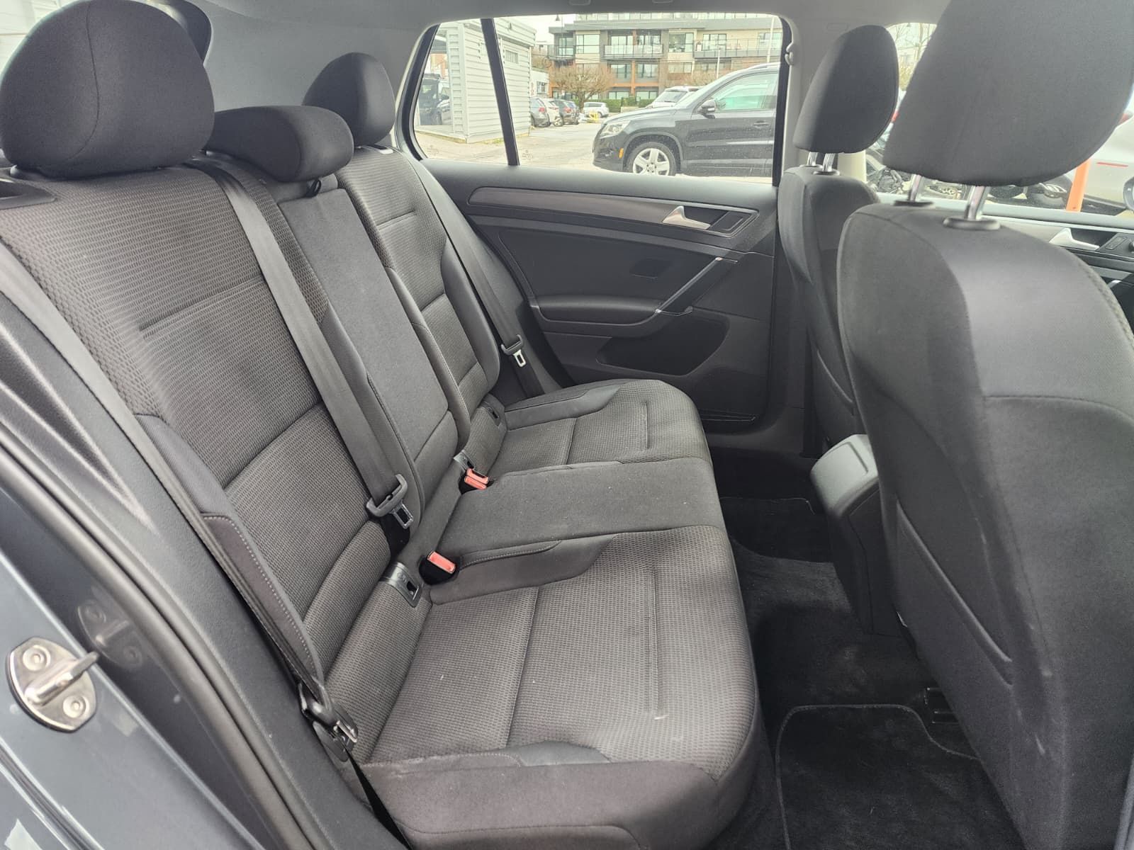 2019 Volkswagen Golf 5-Door 1.4T Comfortline | 6-Speed/Manual Just Arrived! Local Vehicle, No Accidents