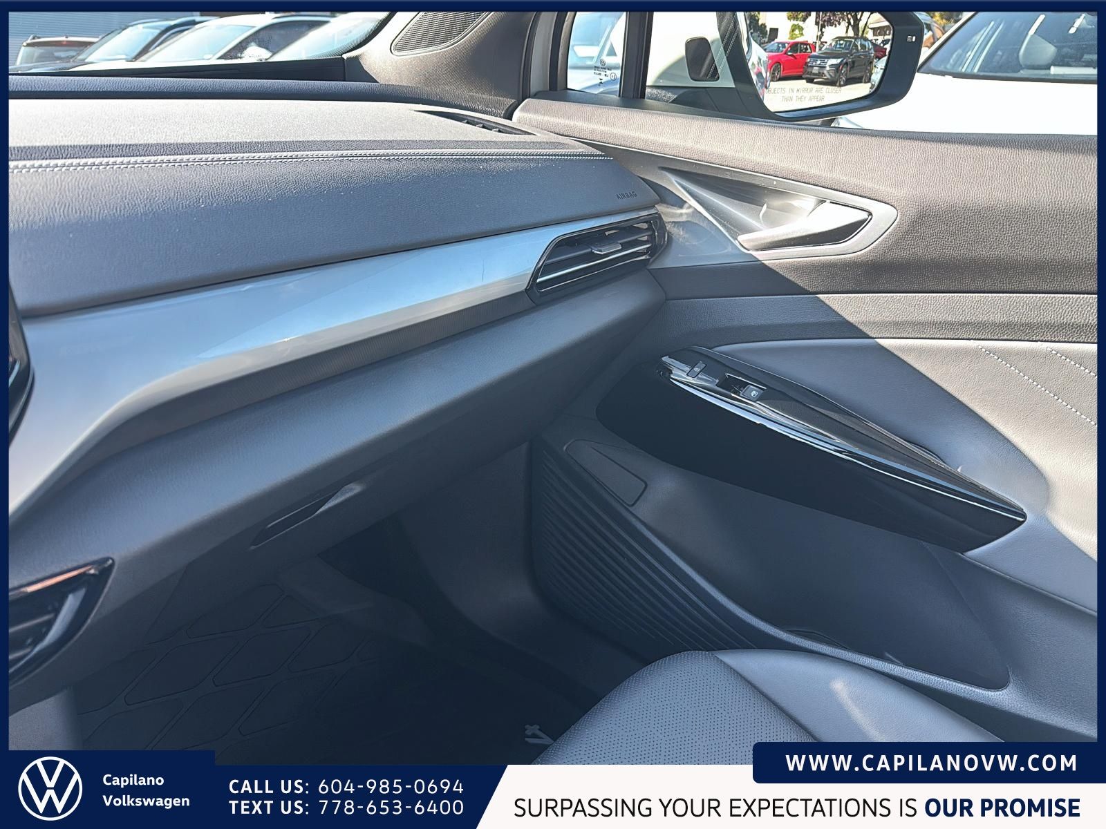 2023 Volkswagen ID.4 Pro AWD | Statement Package Just Arrived! Local, One Owner, Very Well-Equipped