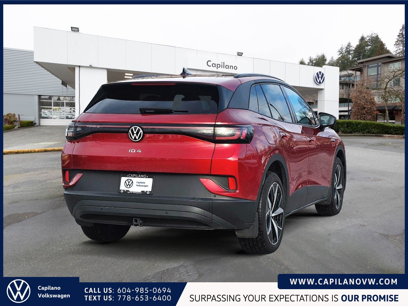2023 Volkswagen ID.4 Pro AWD | Panoramic Sunroof & Electra Wheels Pckg X-Demo Special!