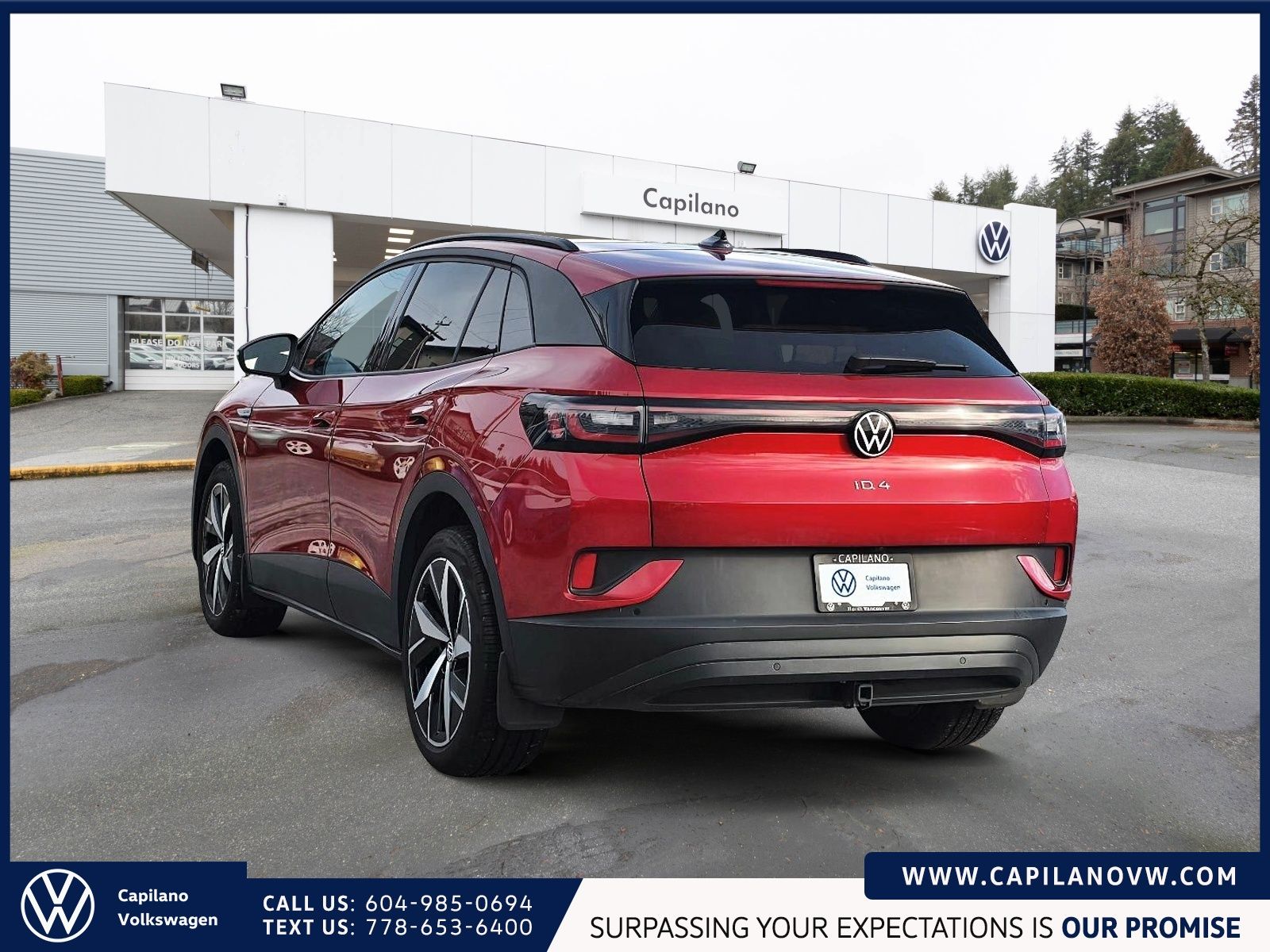 2023 Volkswagen ID.4 Pro AWD | Panoramic Sunroof & Electra Wheels Pckg X-Demo Special!