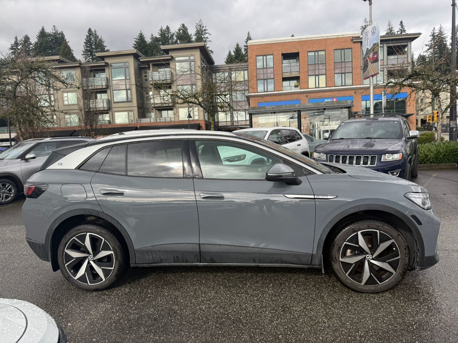 2023 Volkswagen ID.4 Pro AWD | Statement Package Just Arrived! Local Vehicle, One Owner, No Accidents