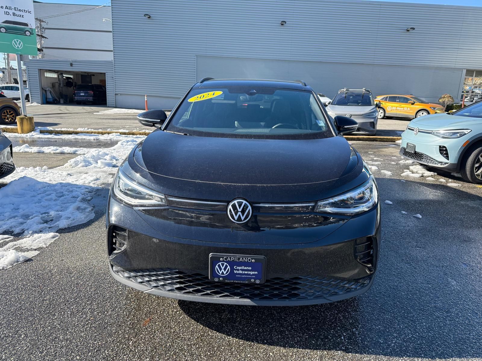 2024 Volkswagen ID.4 Pro S Just Arrived! Local, One, Owner, NO PST!