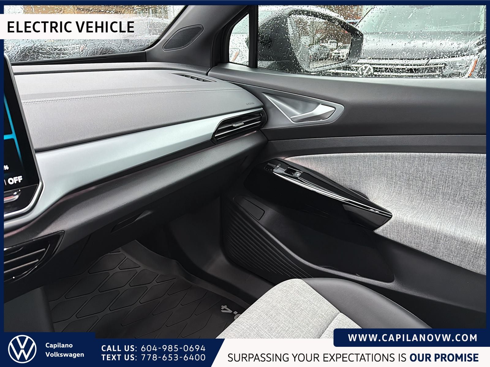 2024 Volkswagen ID.4 Pro AWD | Panoramic Sunroof & Heat Pump Just Arrived! Local Vehicle, One Owner, No Accidents