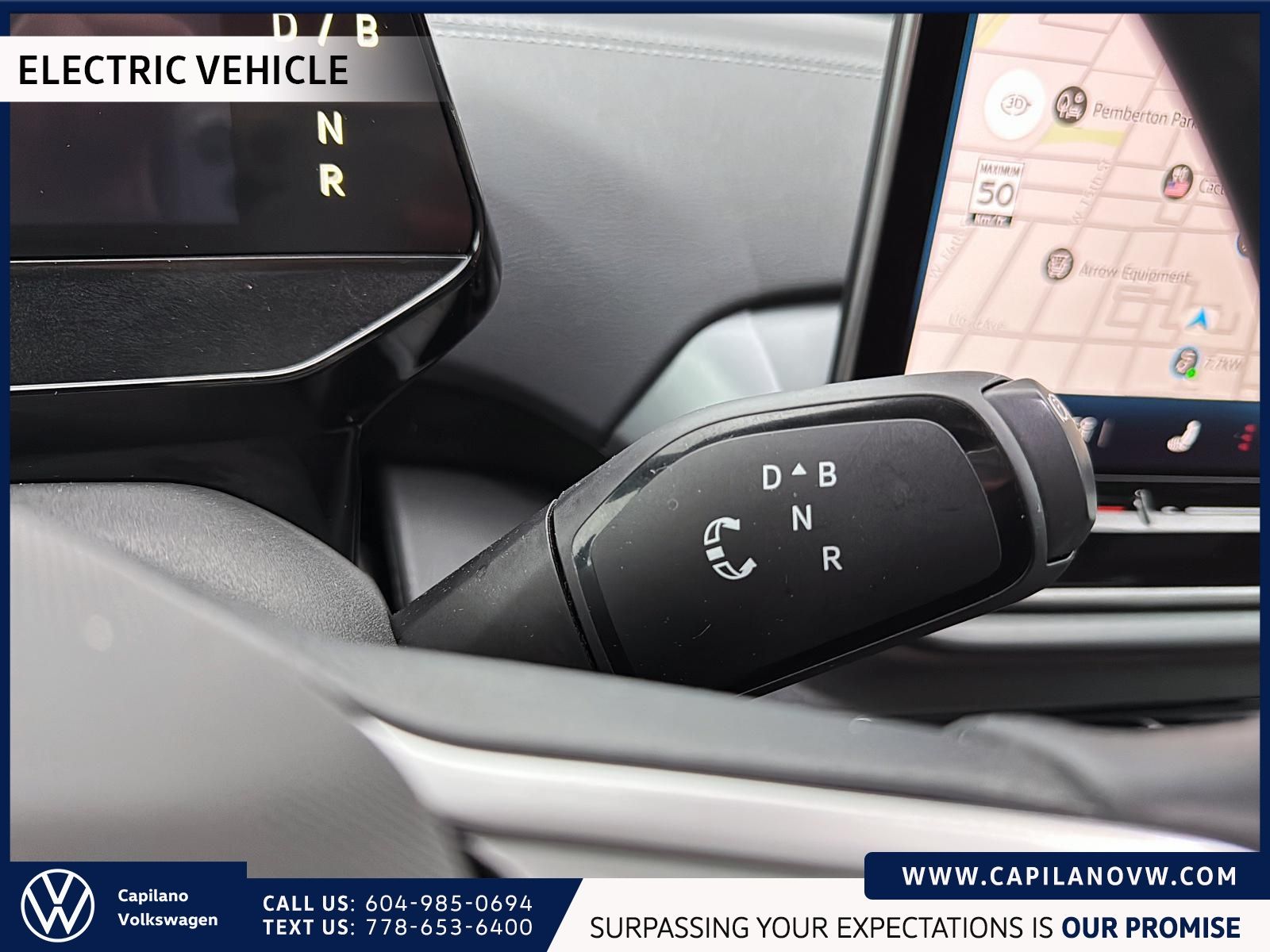 2024 Volkswagen ID.4 Pro AWD | Panoramic Sunroof & Heat Pump Just Arrived! Local Vehicle, One Owner, No Accidents