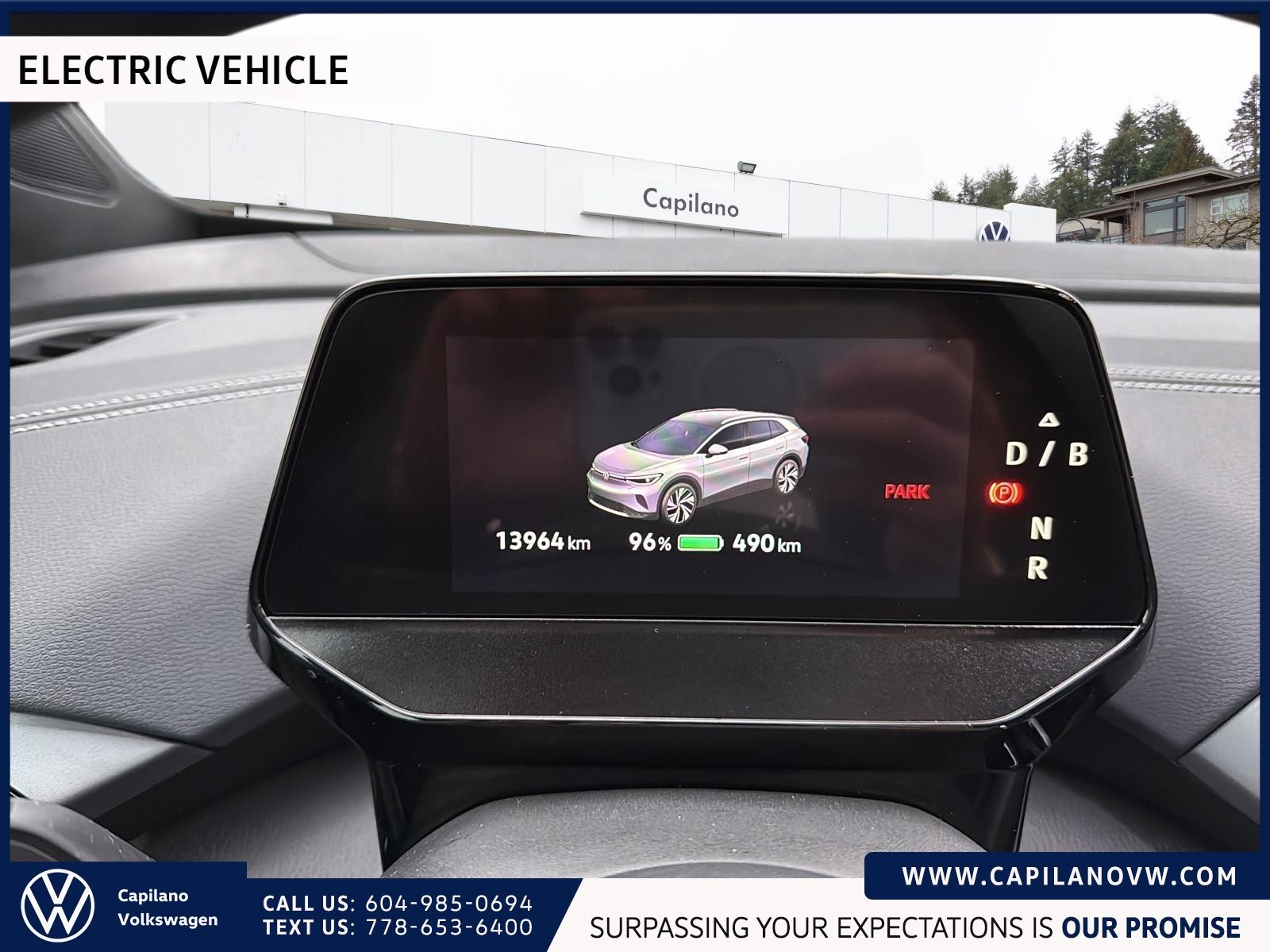 2024 Volkswagen ID.4 Pro AWD | Panoramic Sunroof & Heat Pump Just Arrived! Local Vehicle, One Owner, No Accidents