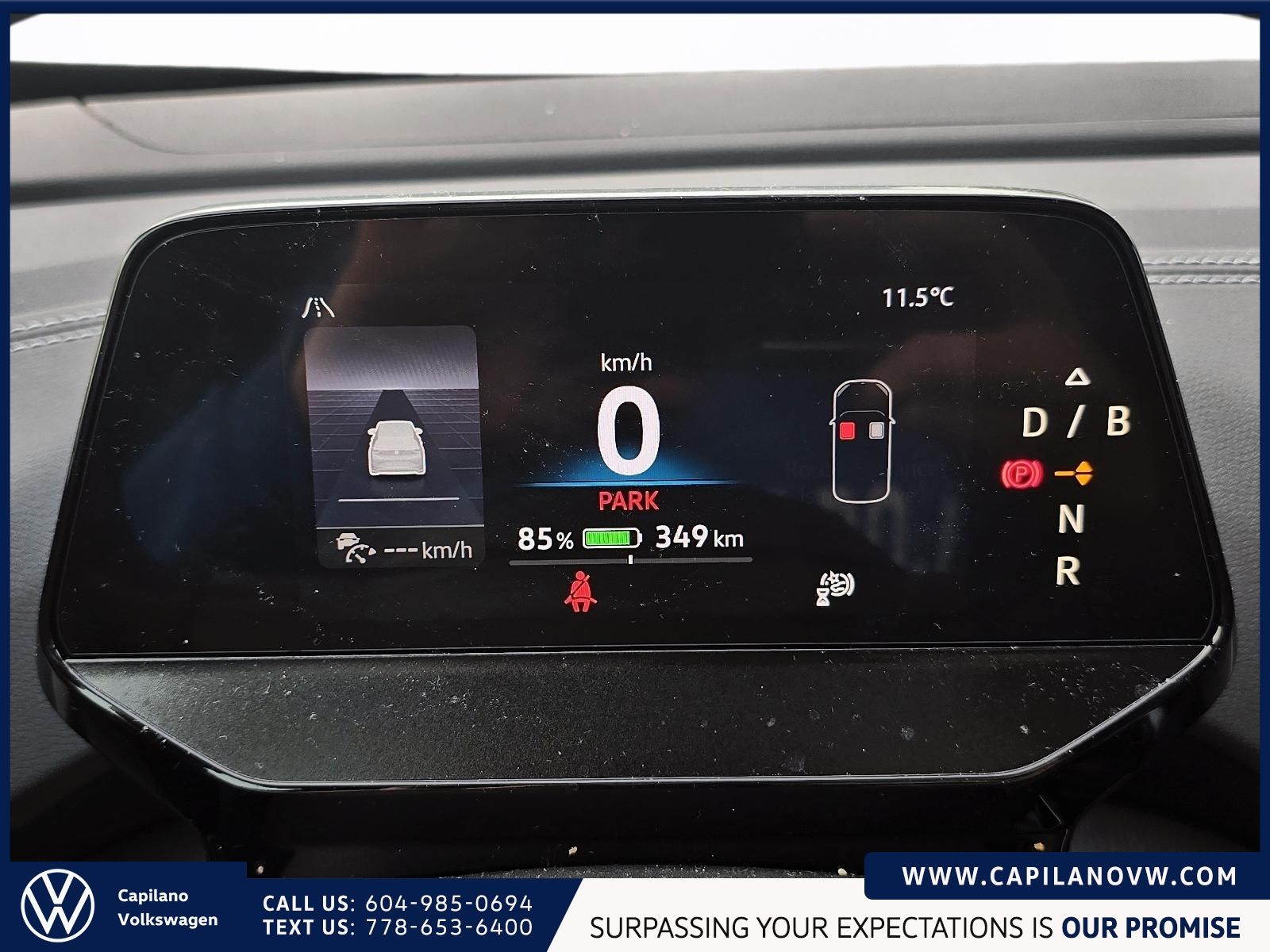 2025 Volkswagen ID.4 Pro S AWD | Heat Pump & Panoramic Sunroof Just Arrived! Local Vehicle, One Owner, No Accidents