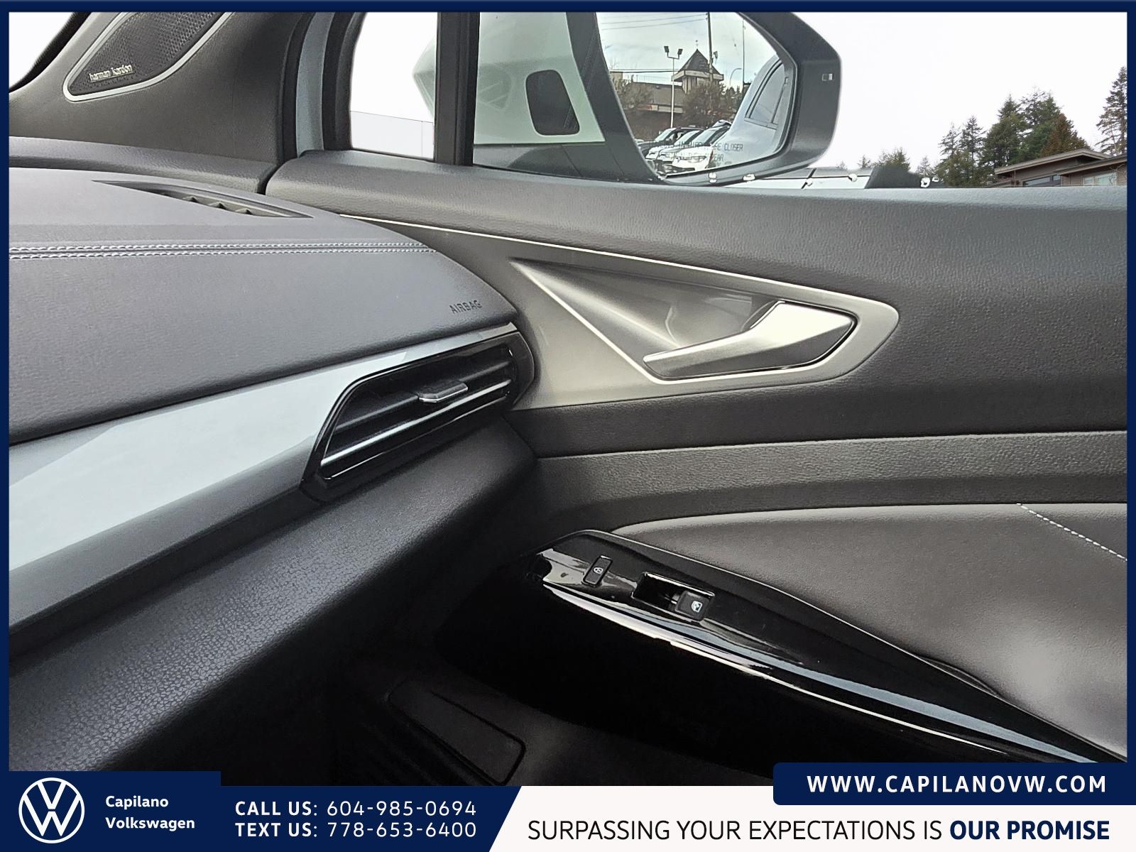 2025 Volkswagen ID.4 Pro S AWD | Heat Pump & Panoramic Sunroof Just Arrived! Local Vehicle, One Owner, No Accidents