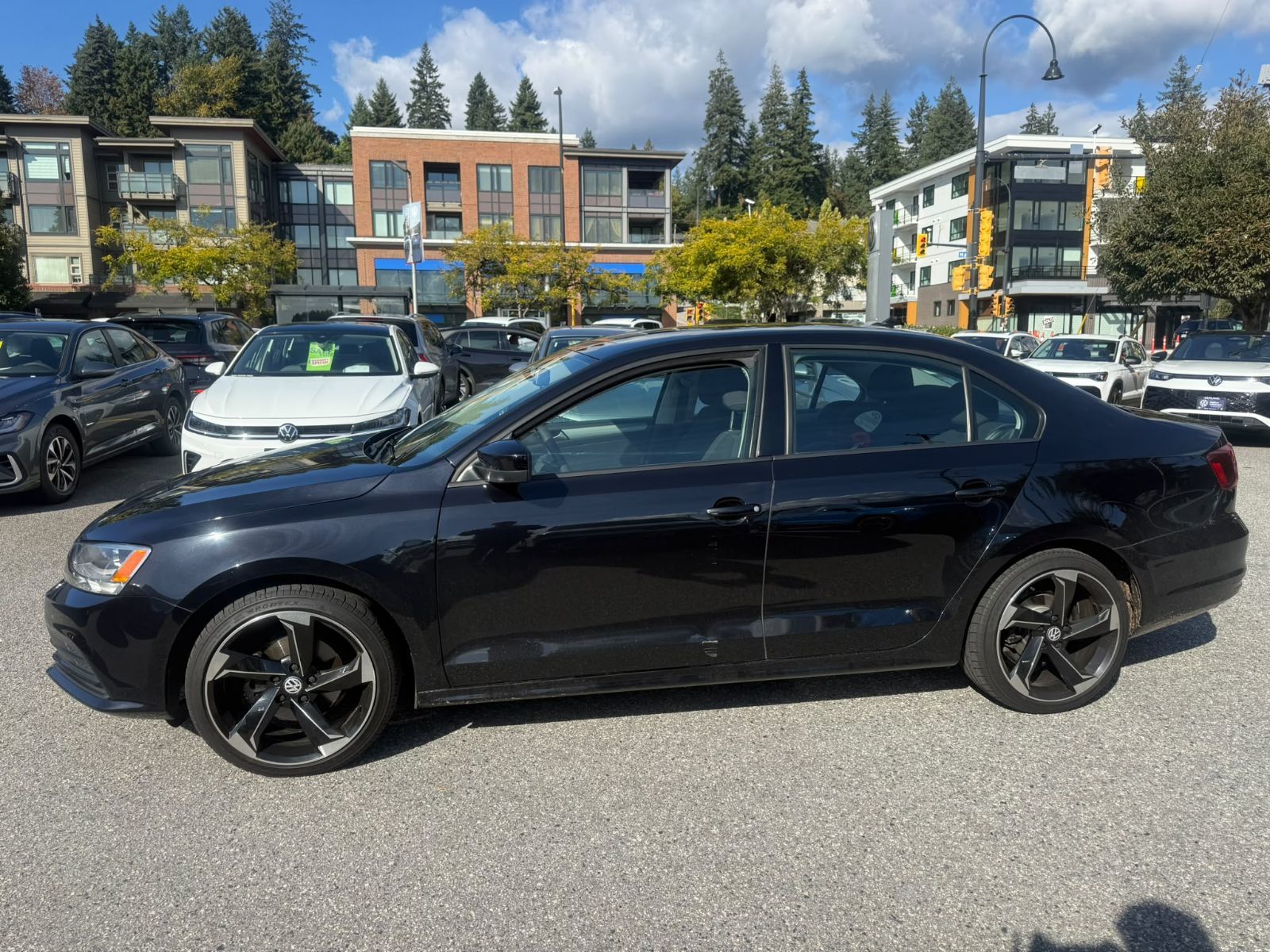 Photo 2017 Volkswagen Jetta Sedan Trendline+ | Connectivity Package #6