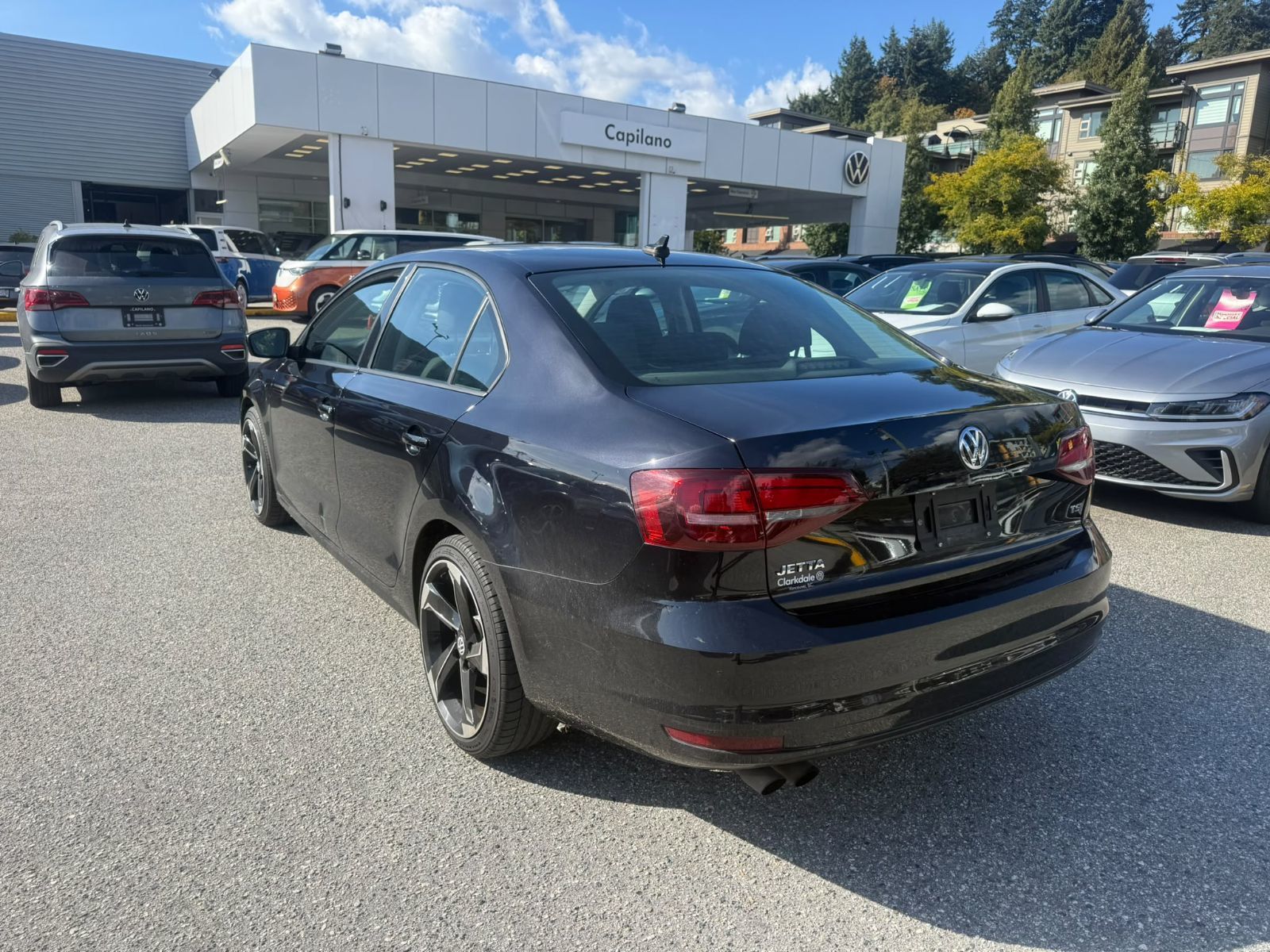 Photo 2017 Volkswagen Jetta Sedan Trendline+ | Connectivity Package #4
