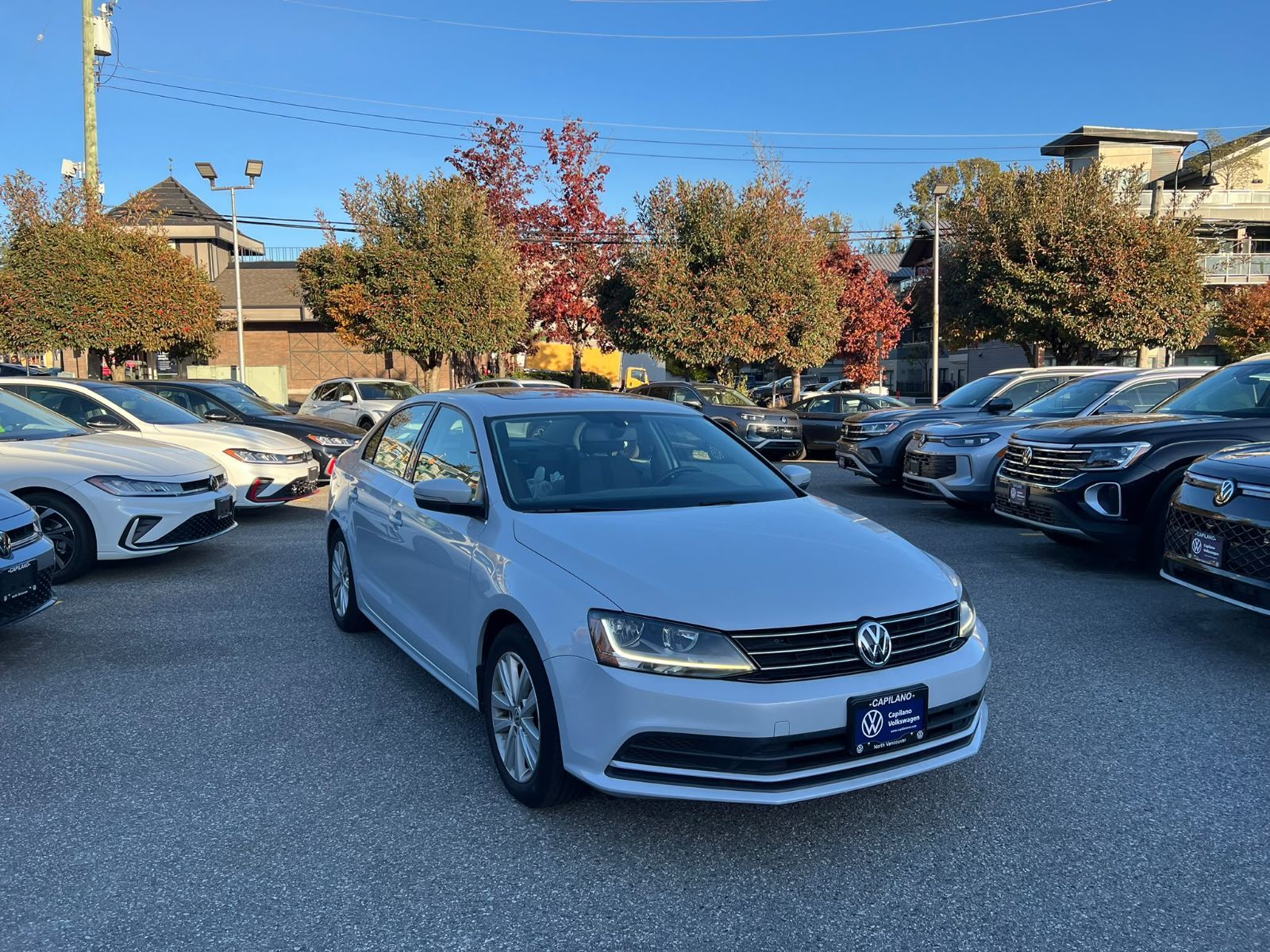 Photo 2017 Volkswagen Jetta Sedan Wolfsburg Edition #4