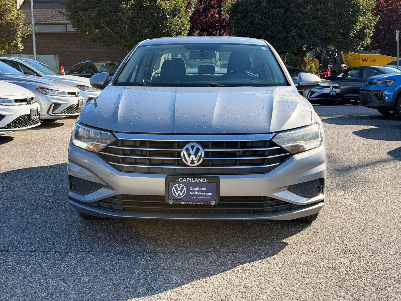 Photo 2019 Volkswagen Jetta Comfortline #2