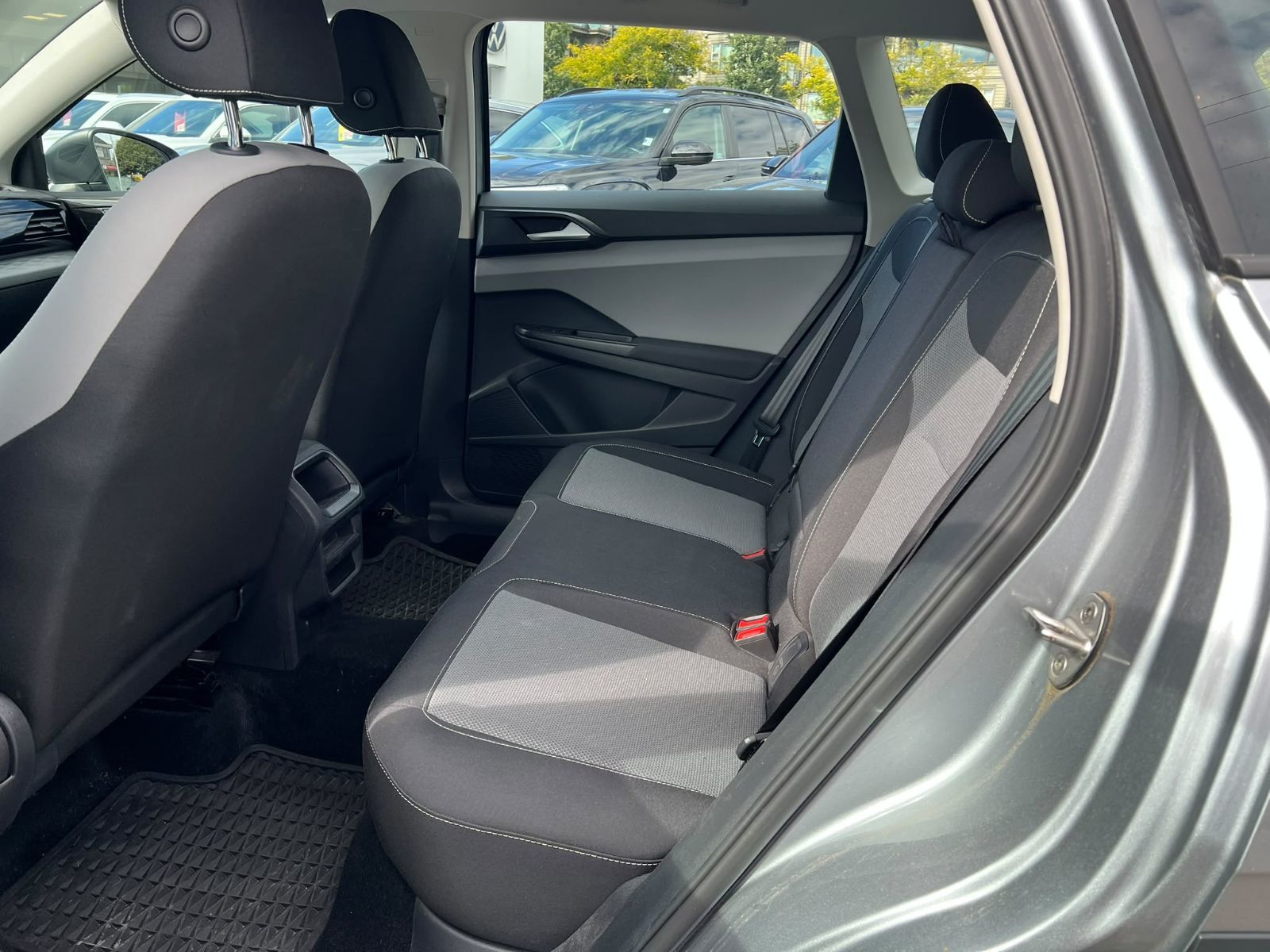 Photo 2022 Volkswagen Taos Trendline #7