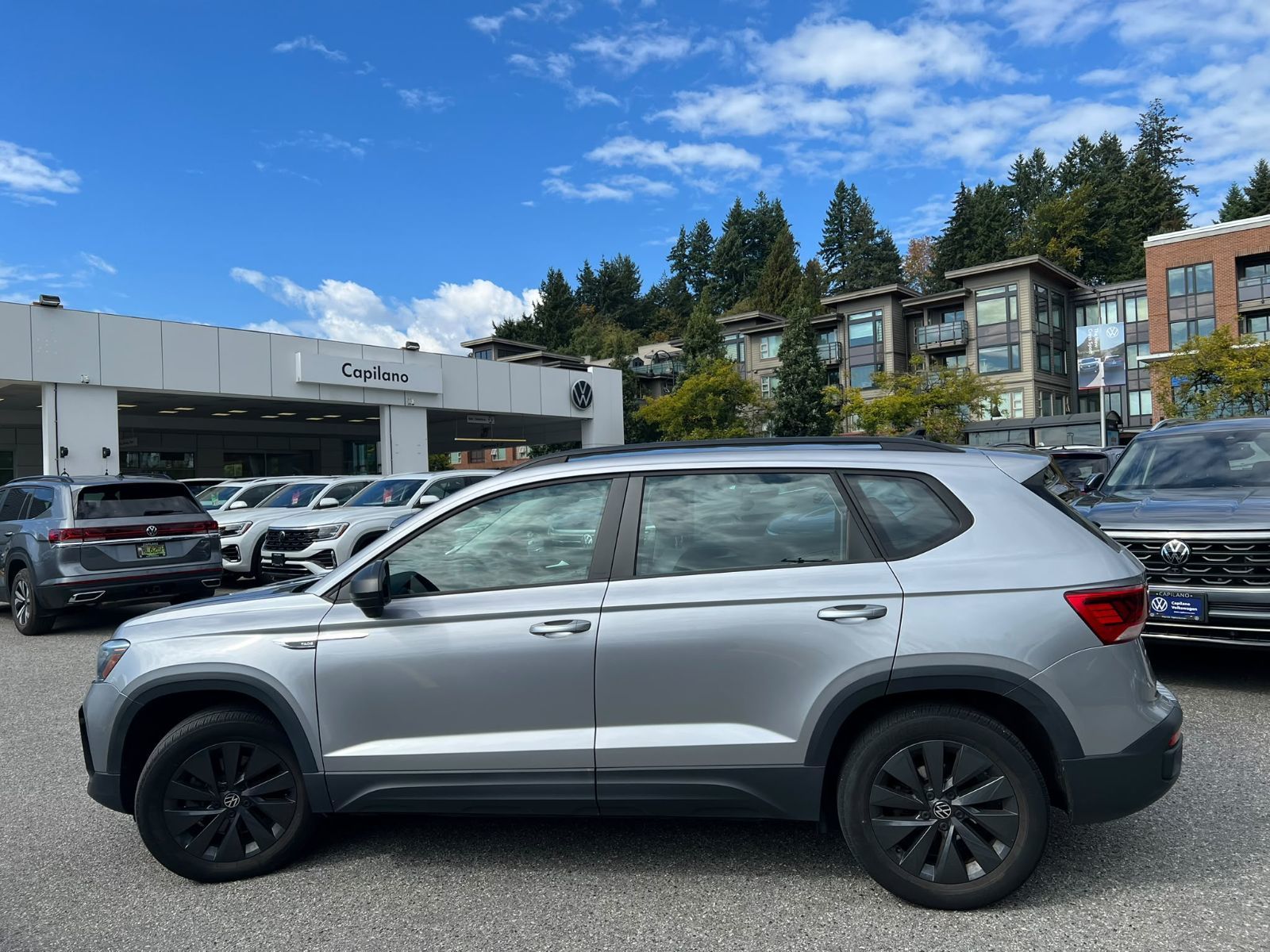 Photo 2022 Volkswagen Taos Trendline #6