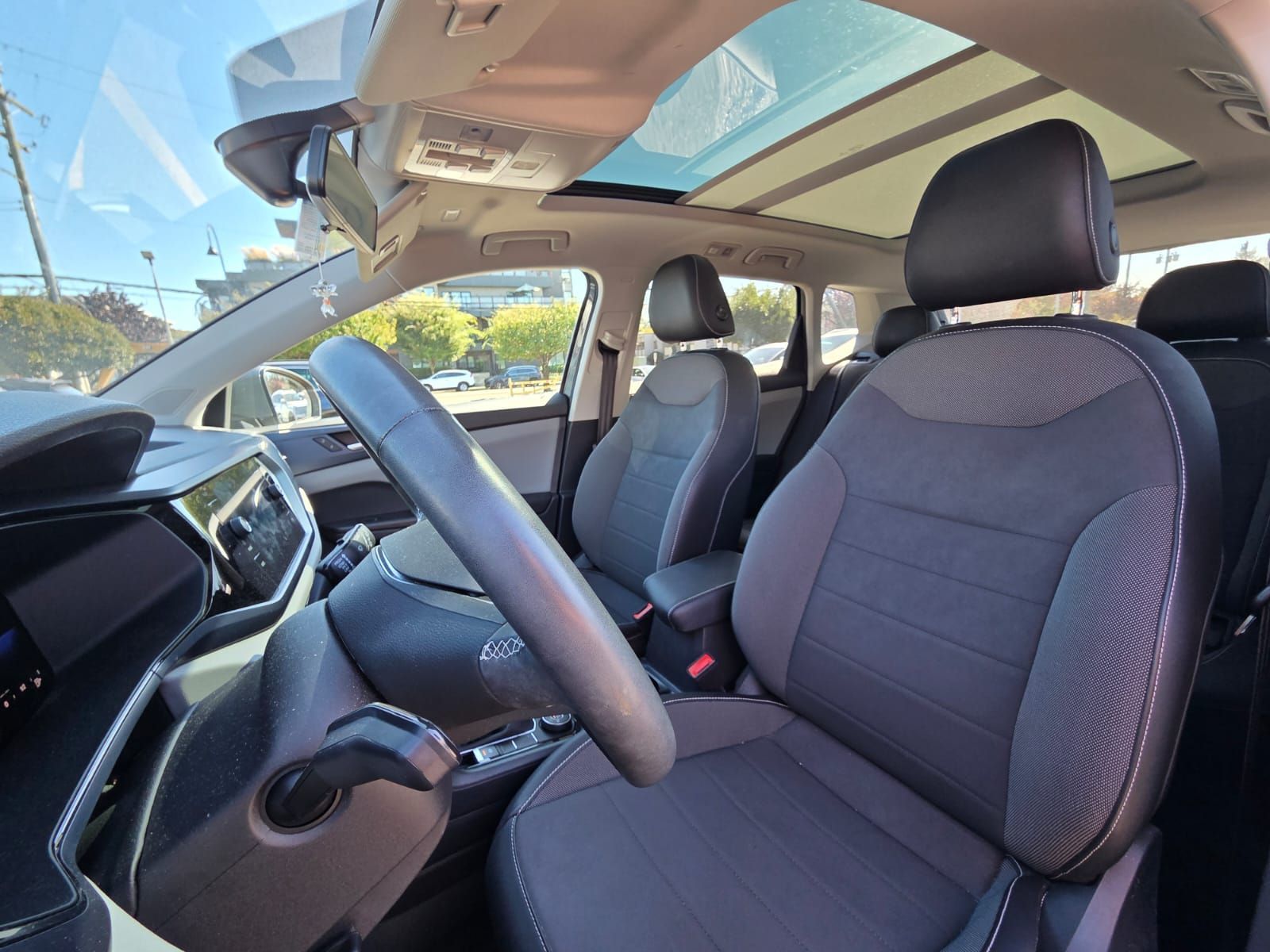 Photo 2022 Volkswagen Taos Comfortline #5