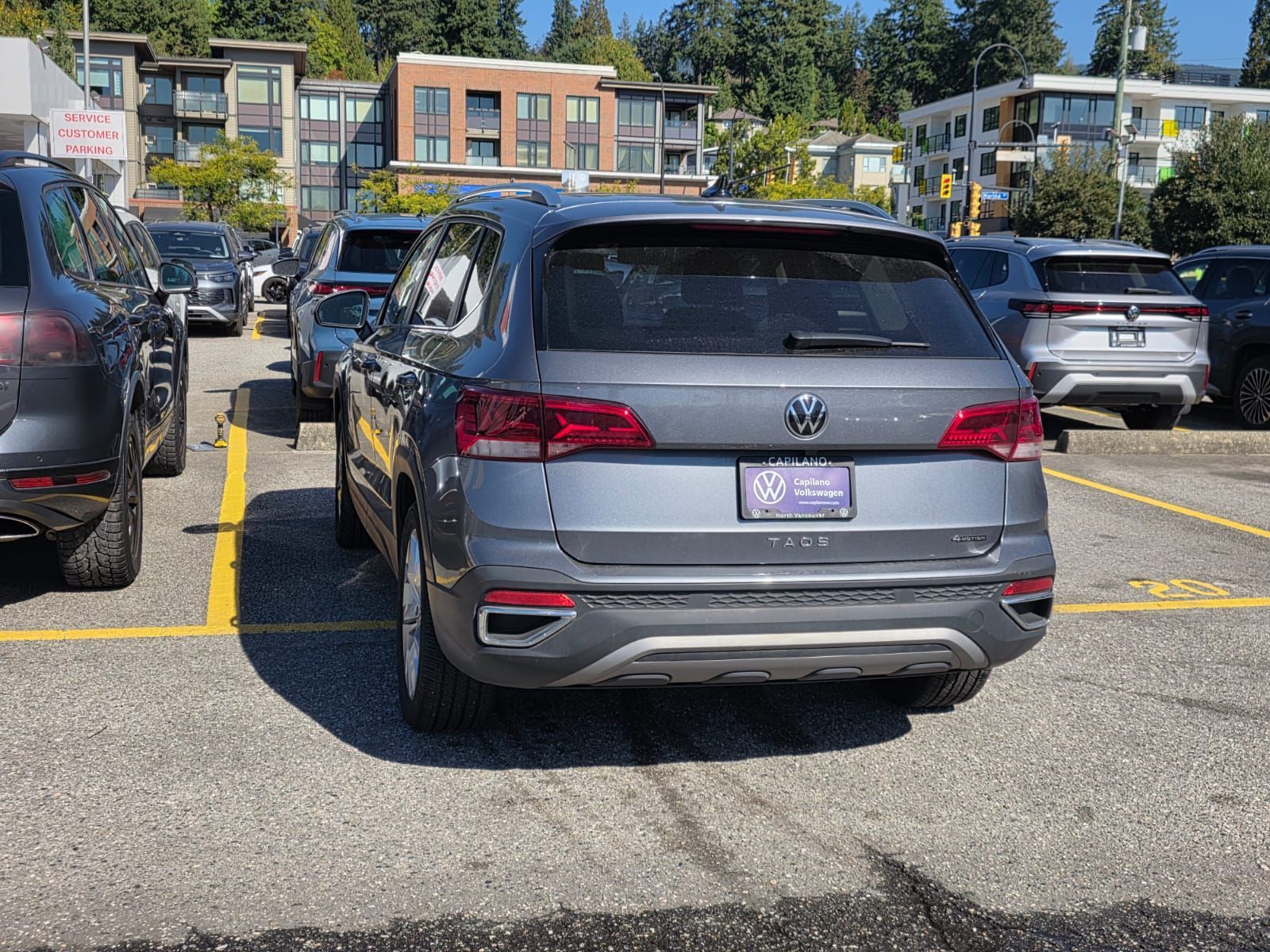 Photo 2022 Volkswagen Taos Comfortline #4