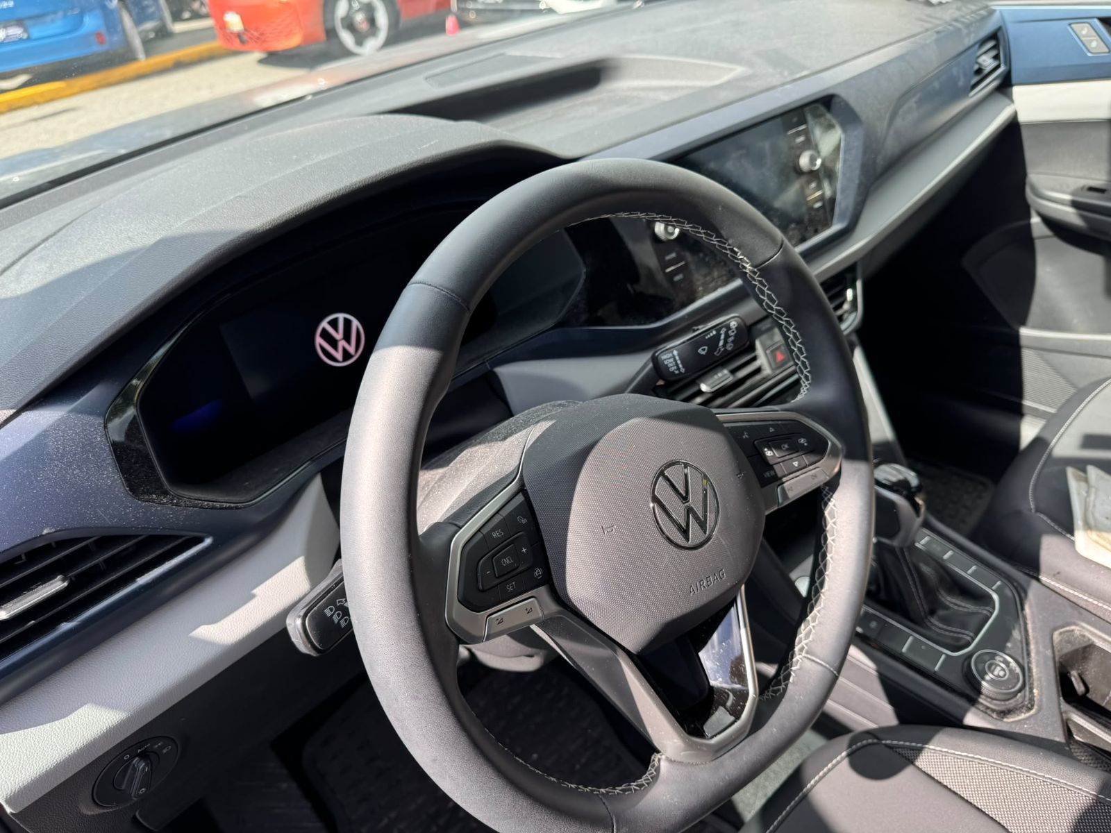 Photo 2022 Volkswagen Taos Comfortline 4MOTION #7