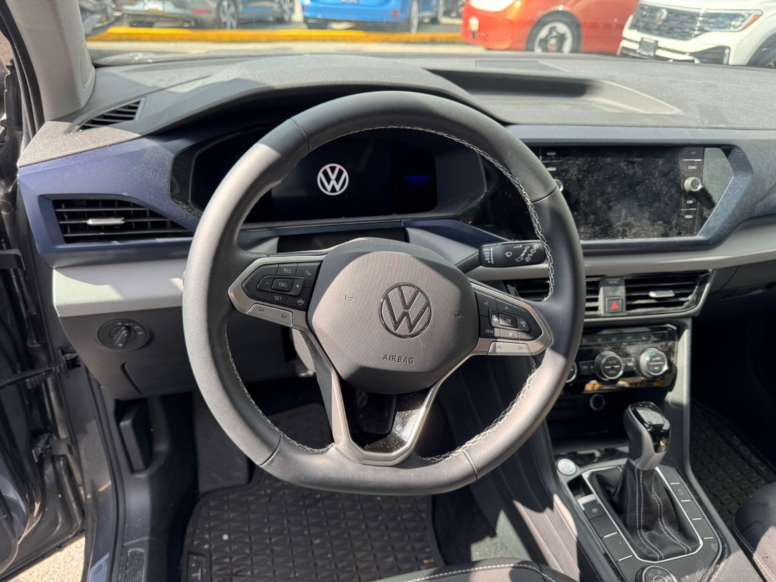 Photo 2022 Volkswagen Taos Comfortline 4MOTION #5