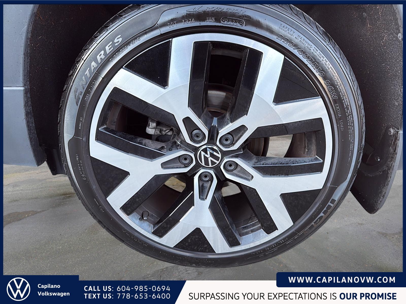 2023 Volkswagen Taos Highline 4MOTION | 19 Wheels Just Arrived! Local, One Owner, No Accidents