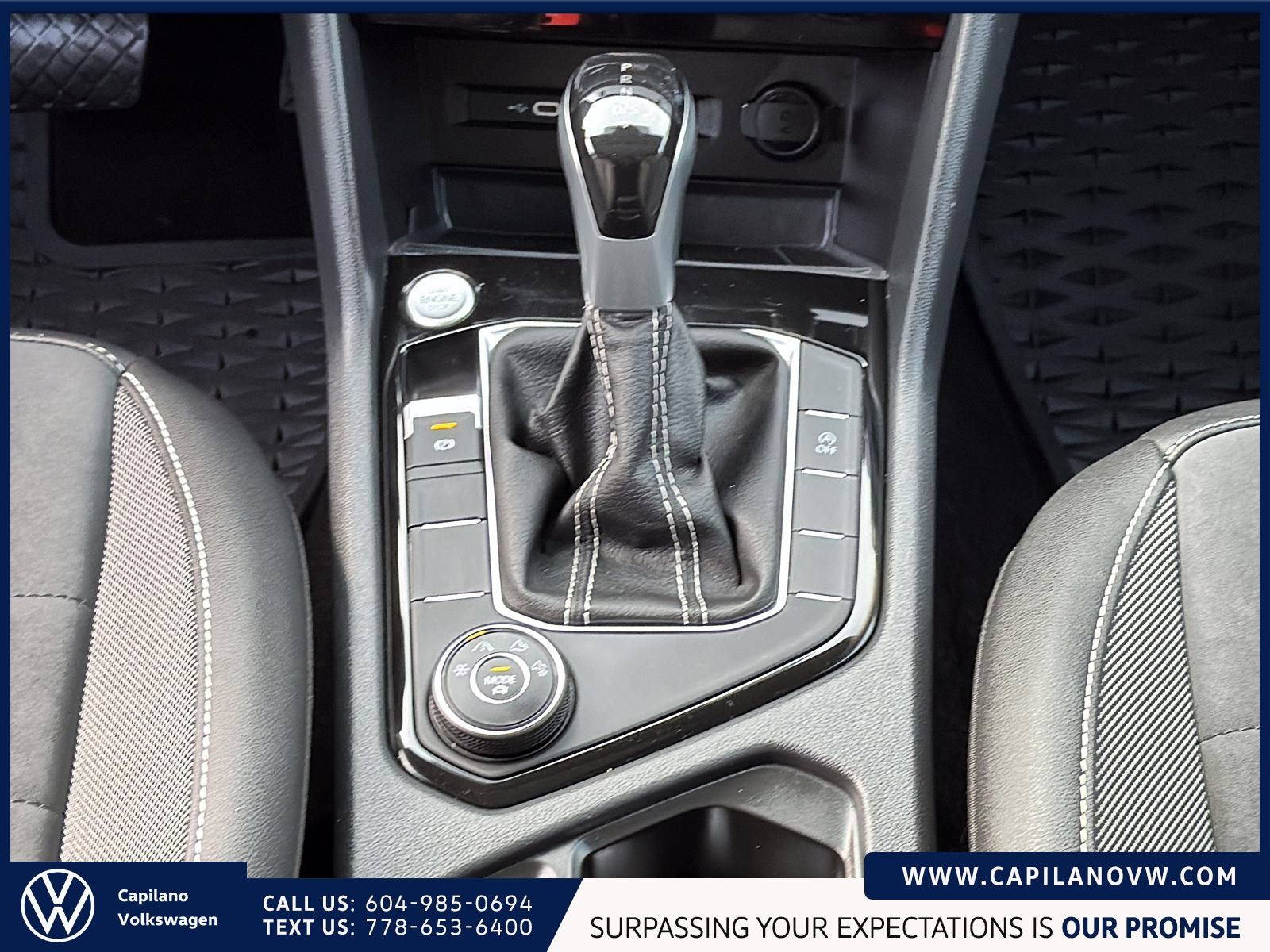 2023 Volkswagen Taos Comfortline 4MOTION | Panoramic Sunroof Local, One Owner, Low KM!