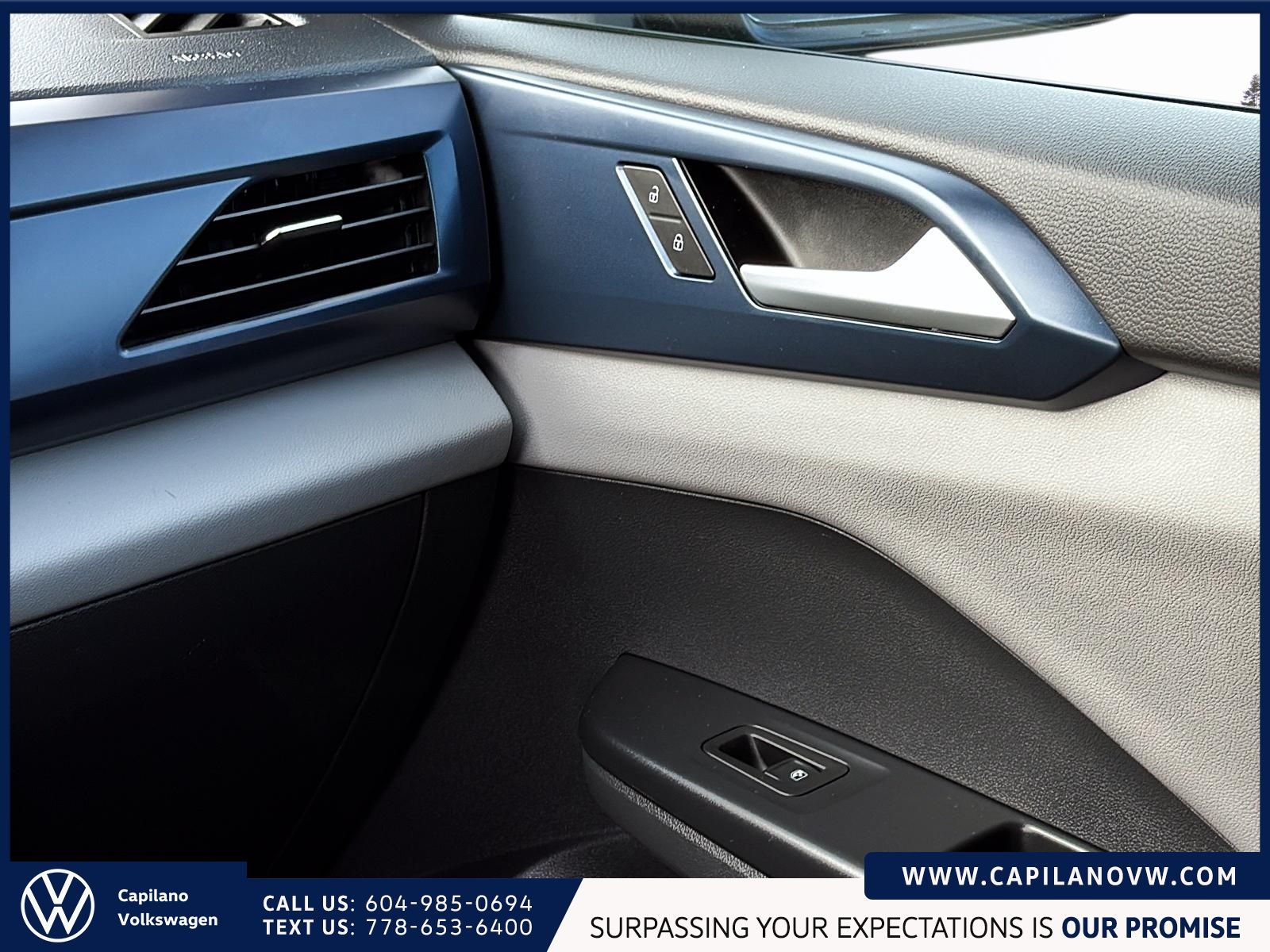 2023 Volkswagen Taos Comfortline 4MOTION | Panoramic Sunroof Local, One Owner, Low KM!
